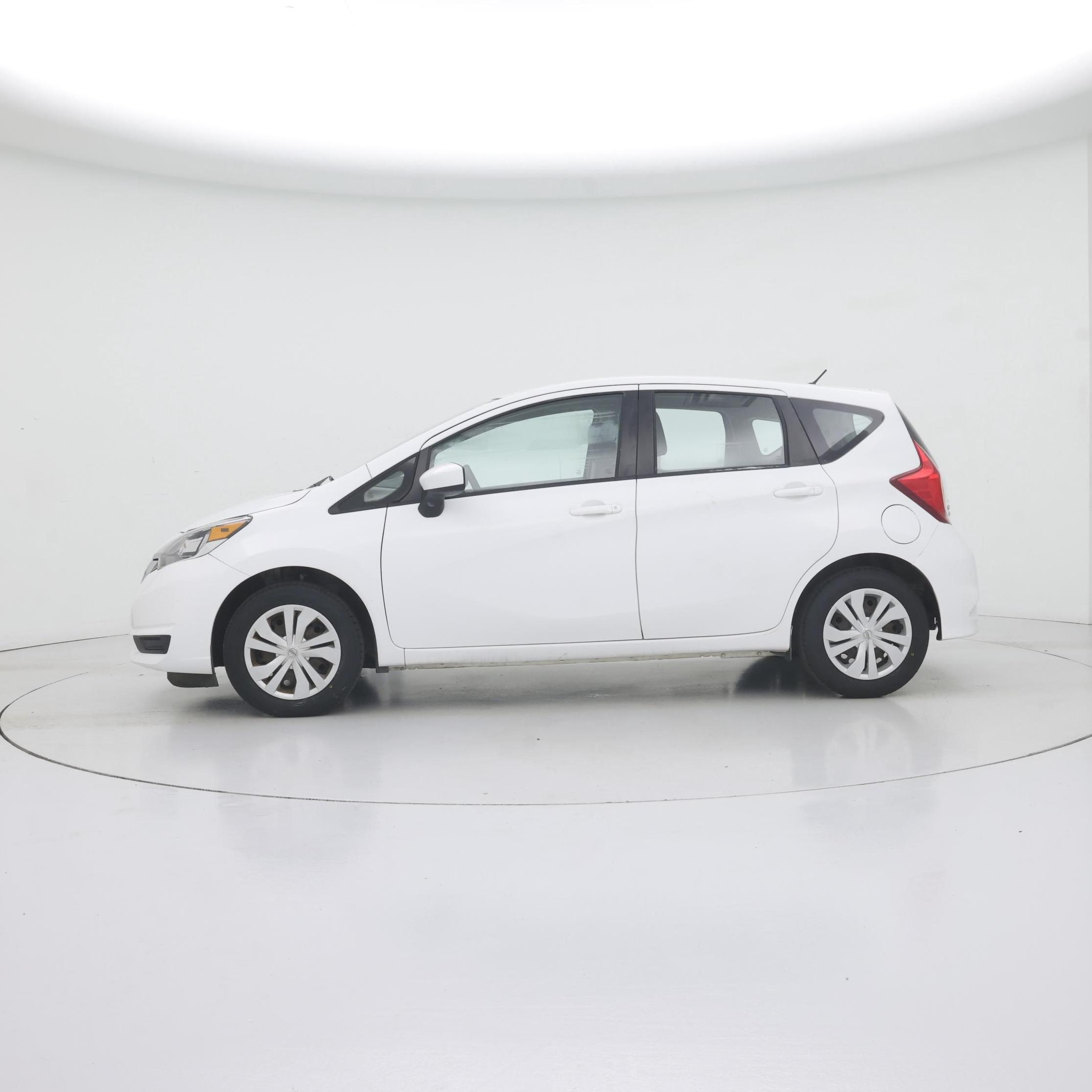 Thumbnail: 2019 Nissan Versa Note - 3