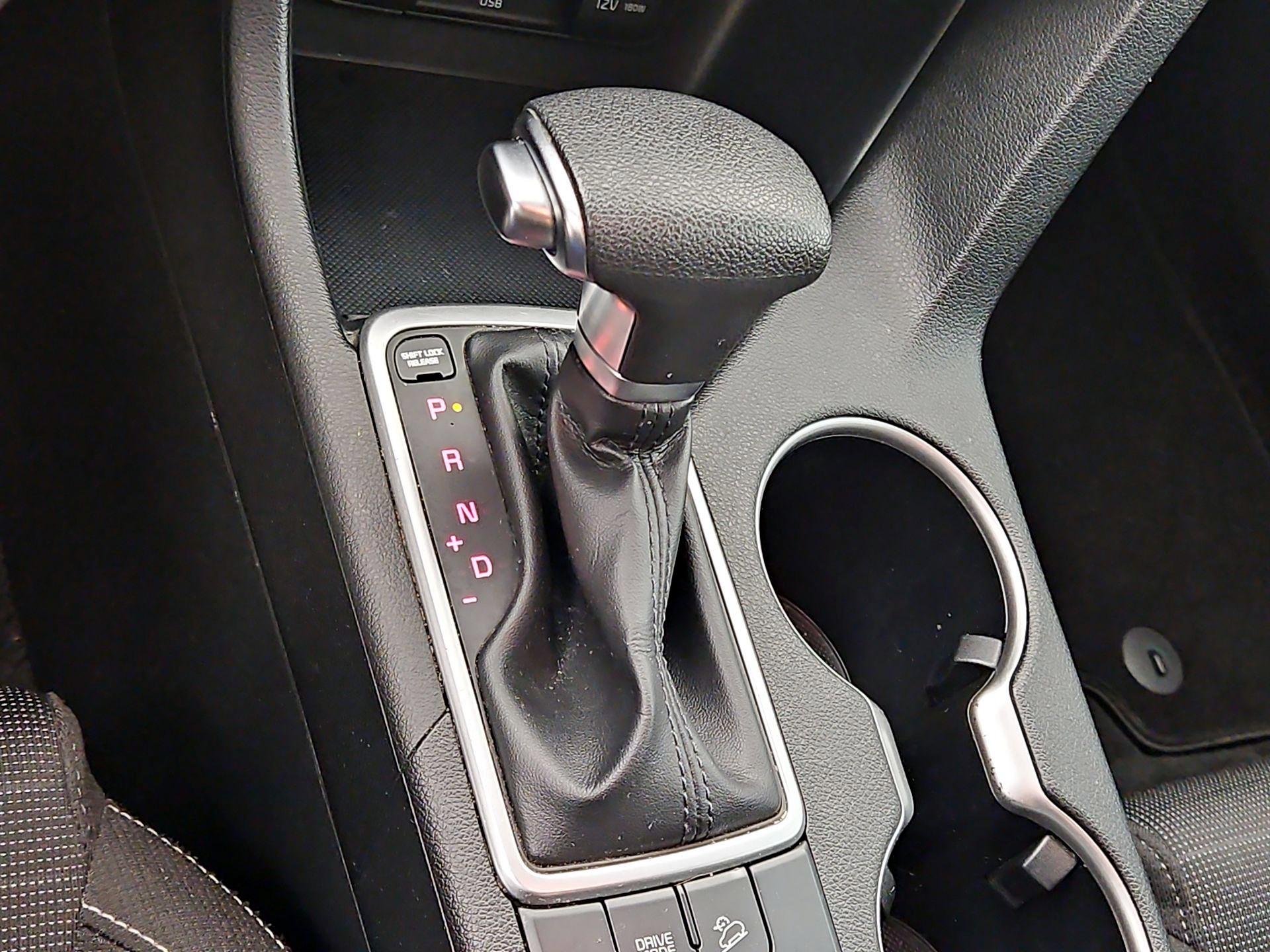 Thumbnail: 2021 Kia Sportage - 17