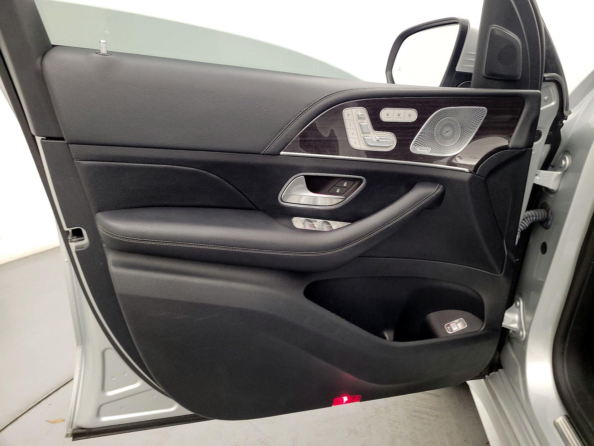 Thumbnail: 2020 Mercedes-Benz GLE - 12