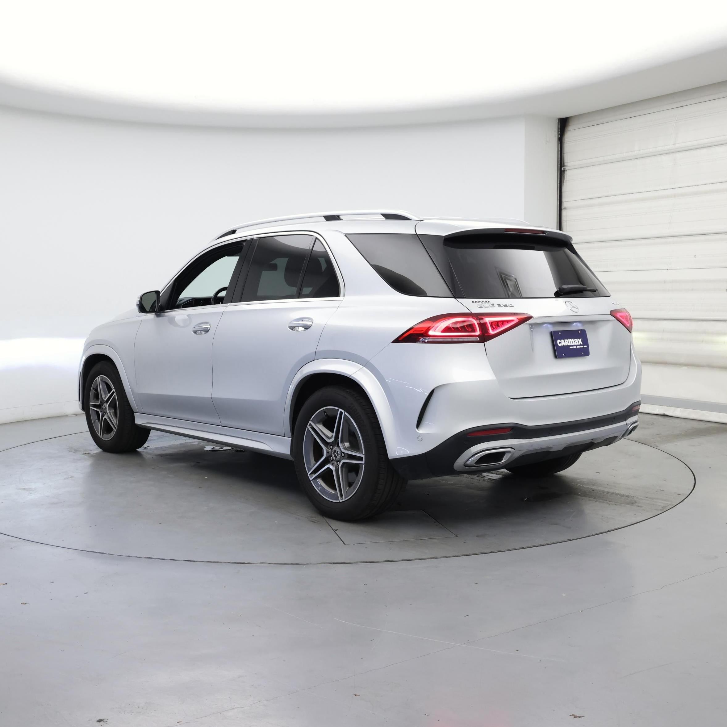 Thumbnail: 2020 Mercedes-Benz GLE - 2