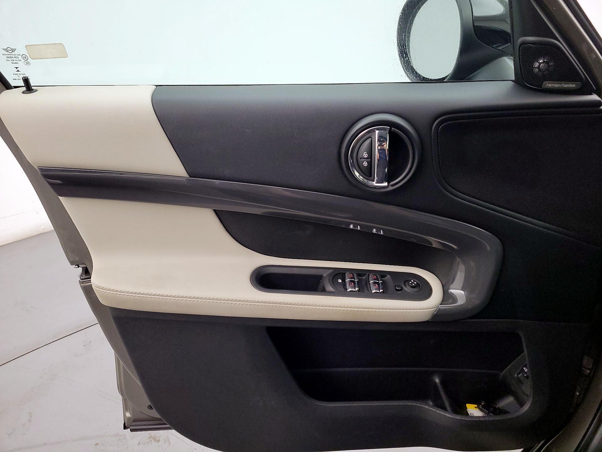 Thumbnail: 2017 MINI Cooper Countryman - 12