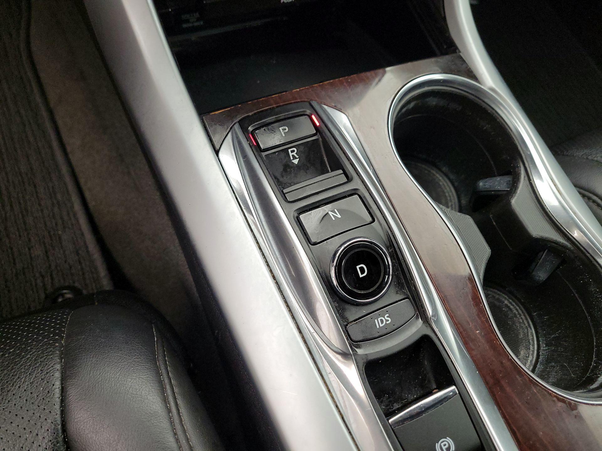 Thumbnail: 2015 Acura TLX - 17