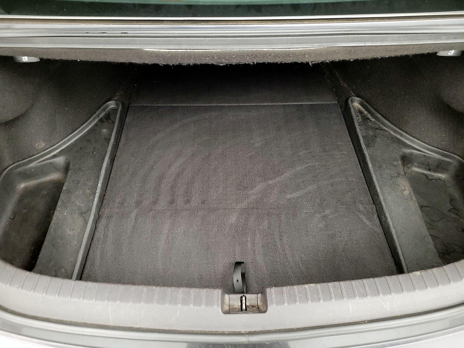 Thumbnail: 2015 Acura TLX - 20