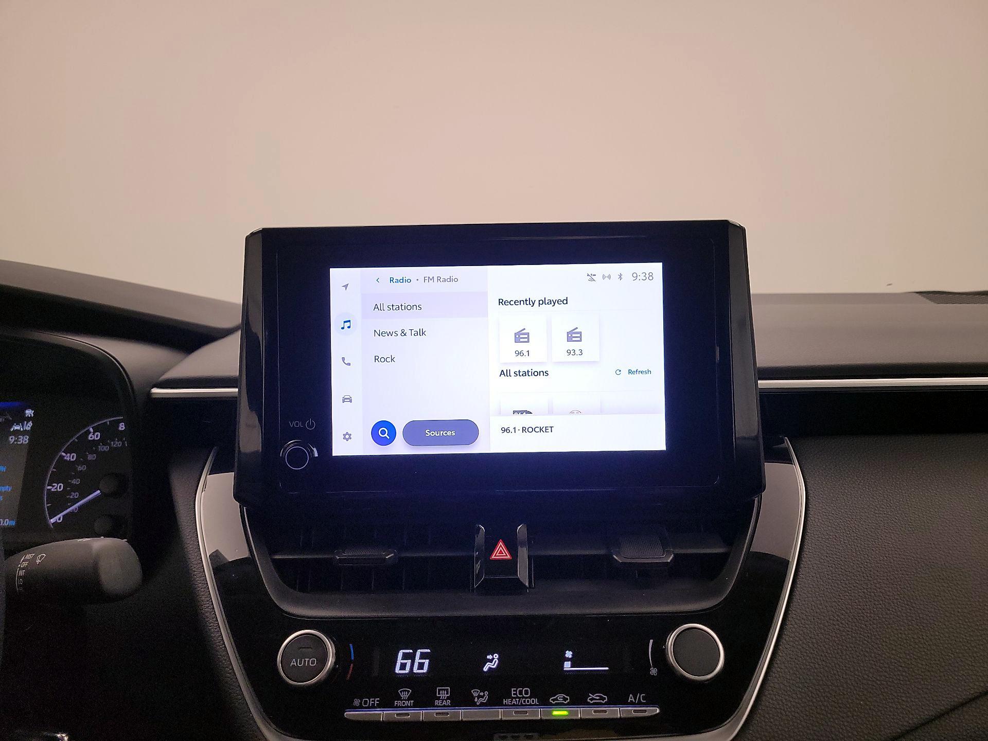 Thumbnail: 2024 Toyota Corolla - 15