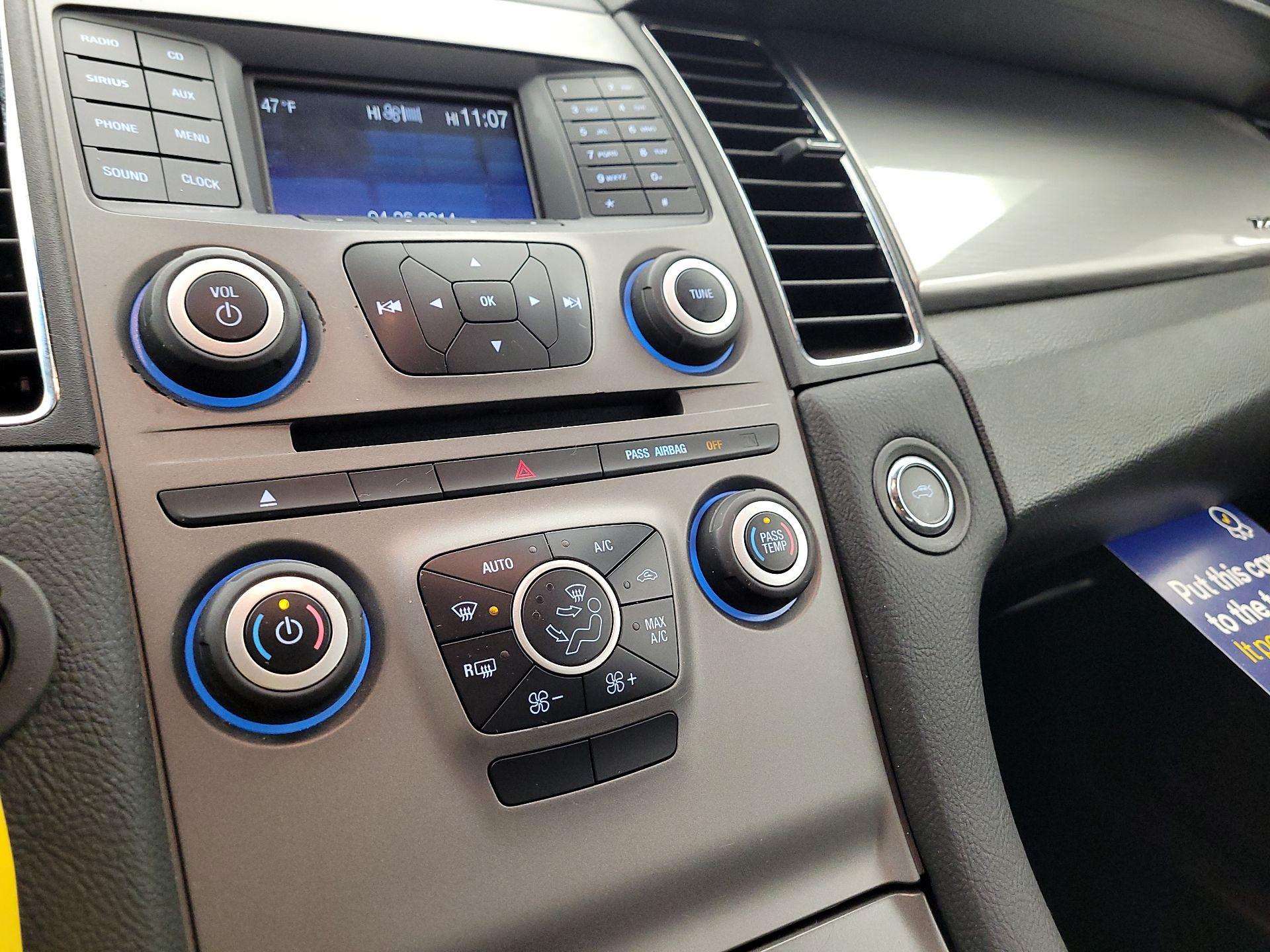 Thumbnail: 2018 Ford Taurus - 14