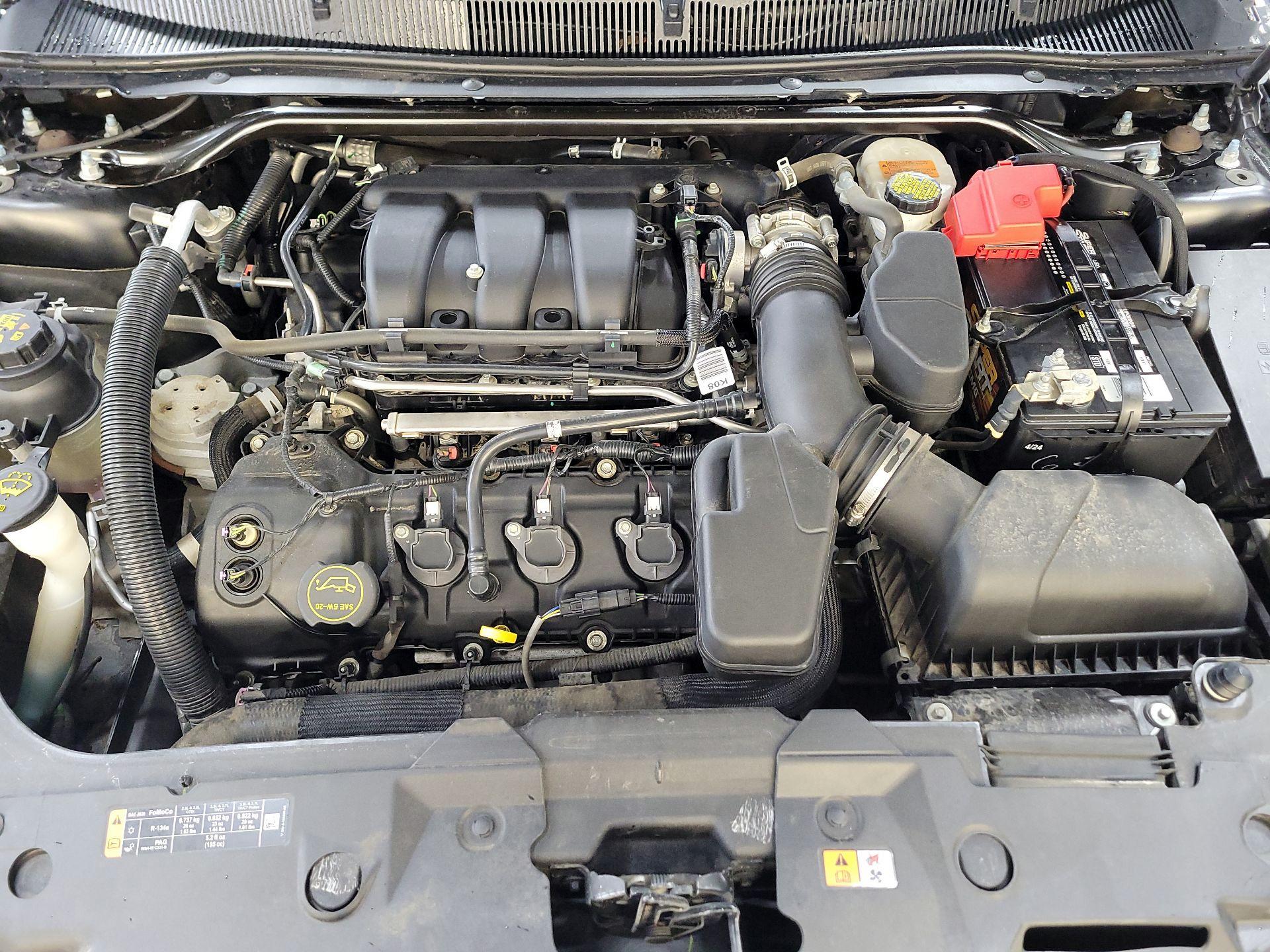 Thumbnail: 2018 Ford Taurus - 17