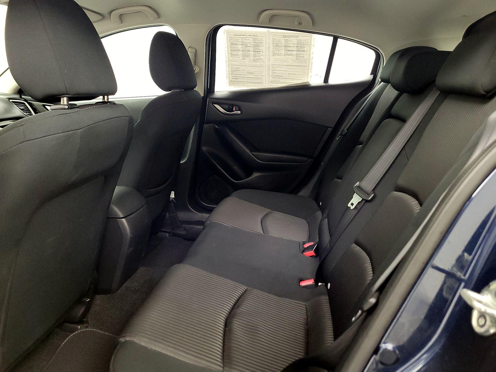 Thumbnail: 2016 Mazda Mazda3 - 17