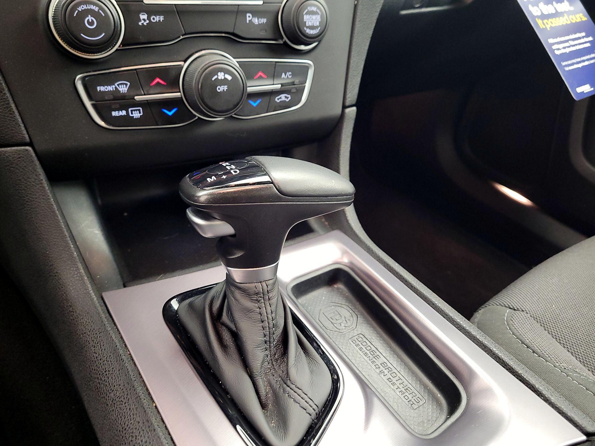 Thumbnail: 2019 Dodge Charger - 15