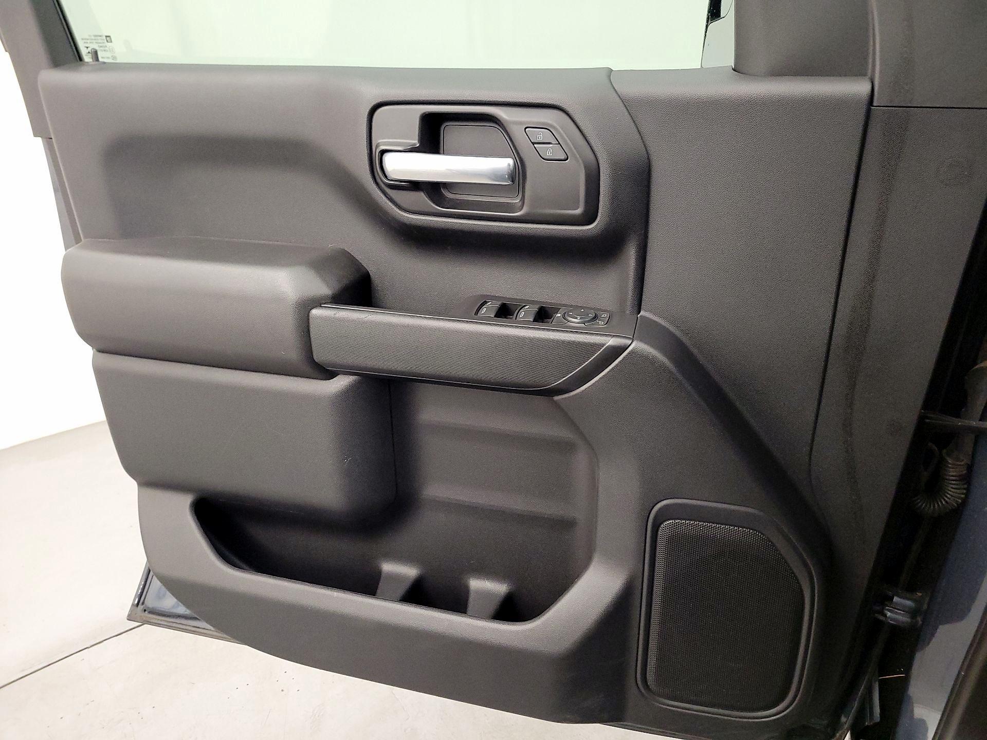 Thumbnail: 2021 Chevrolet Silverado 1500 - 12