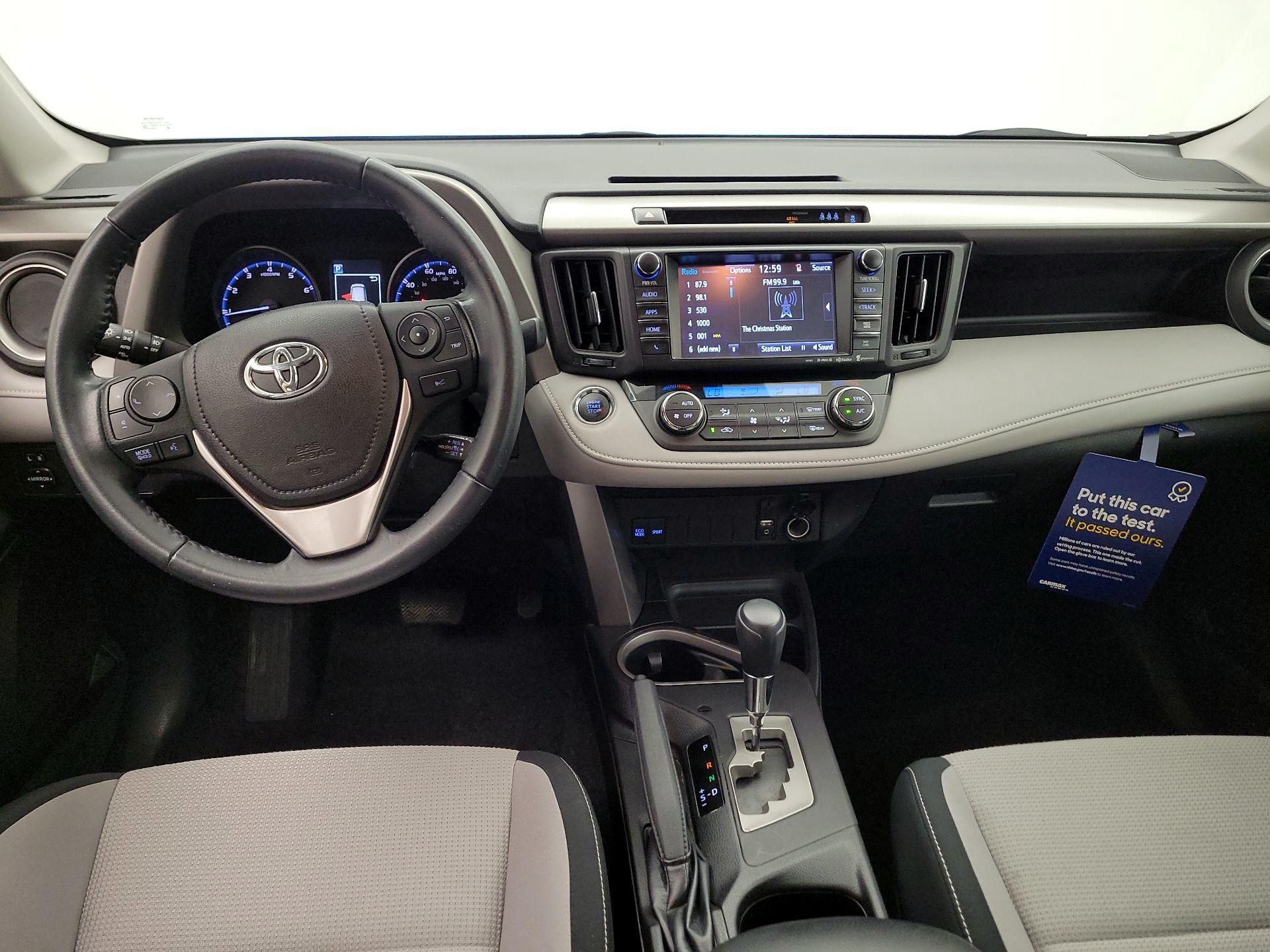 Thumbnail: 2018 Toyota RAV4 - 9