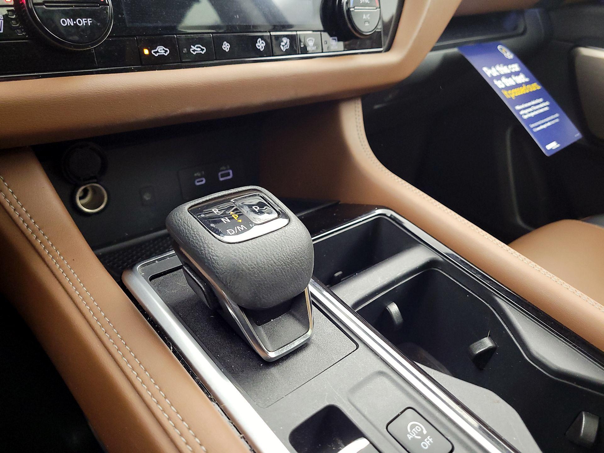 Thumbnail: 2022 Nissan Pathfinder - 15