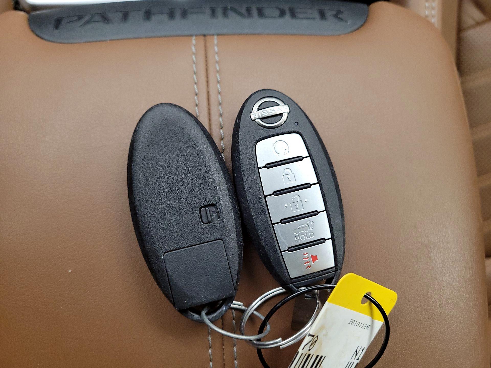 Thumbnail: 2022 Nissan Pathfinder - 18