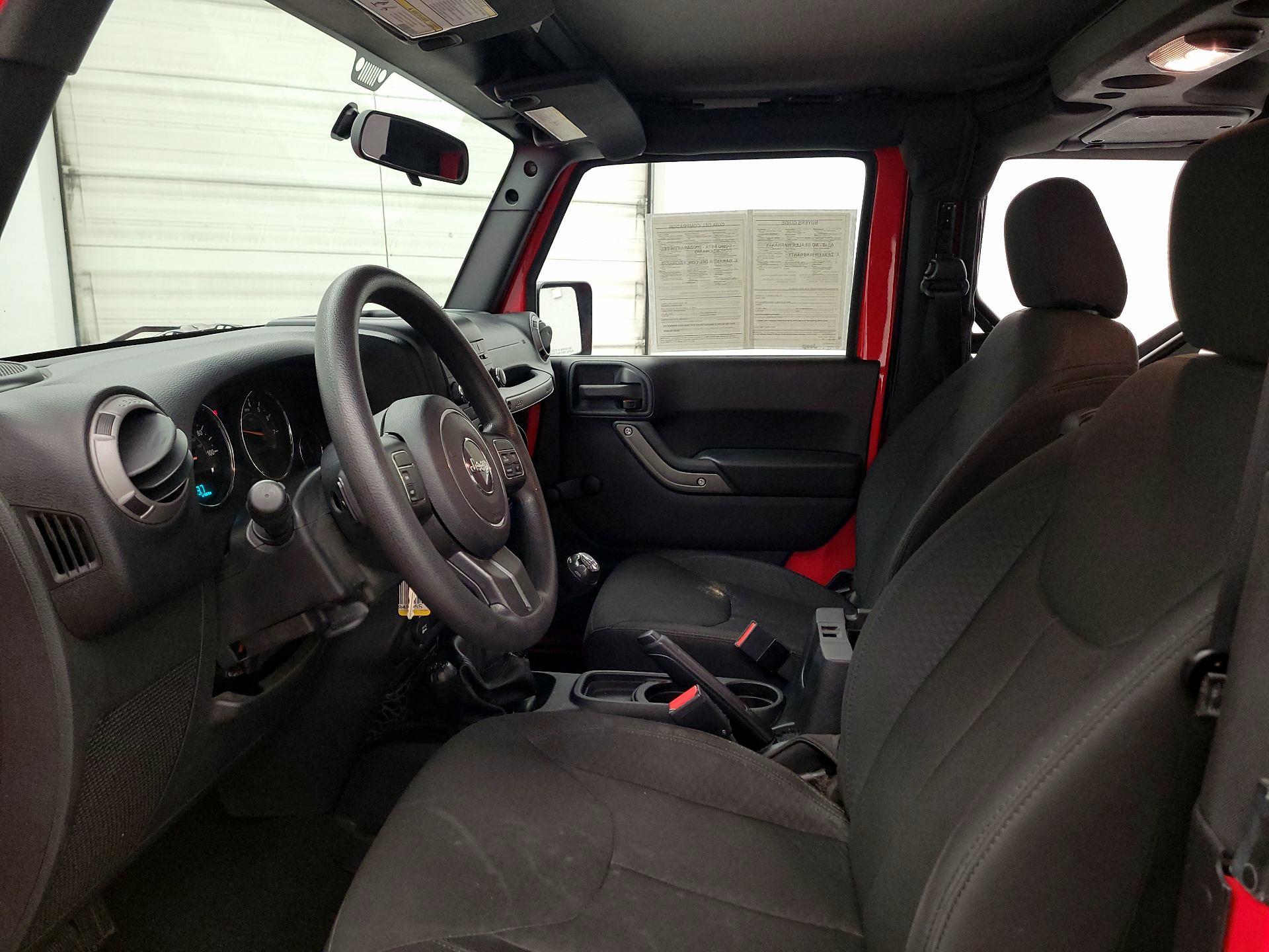 Thumbnail: 2016 Jeep Wrangler - 11