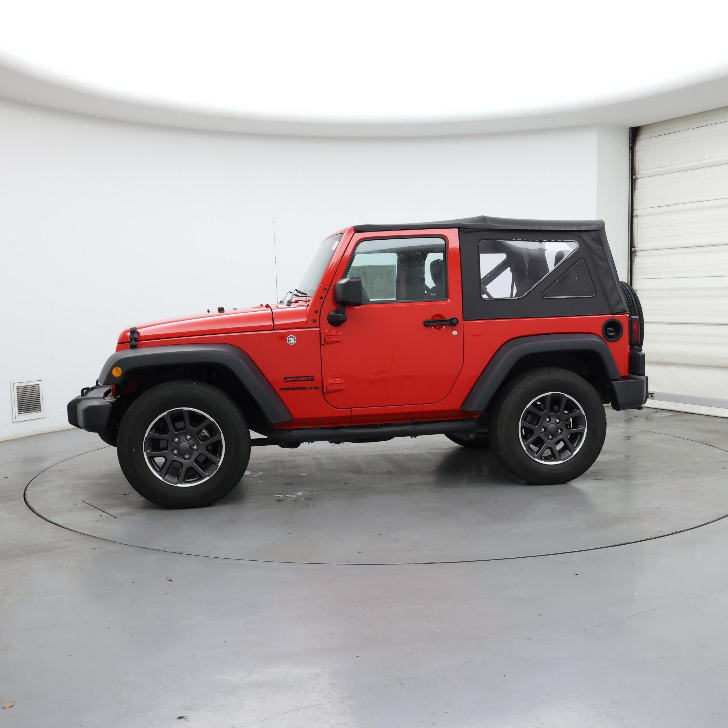 Thumbnail: 2016 Jeep Wrangler - 3