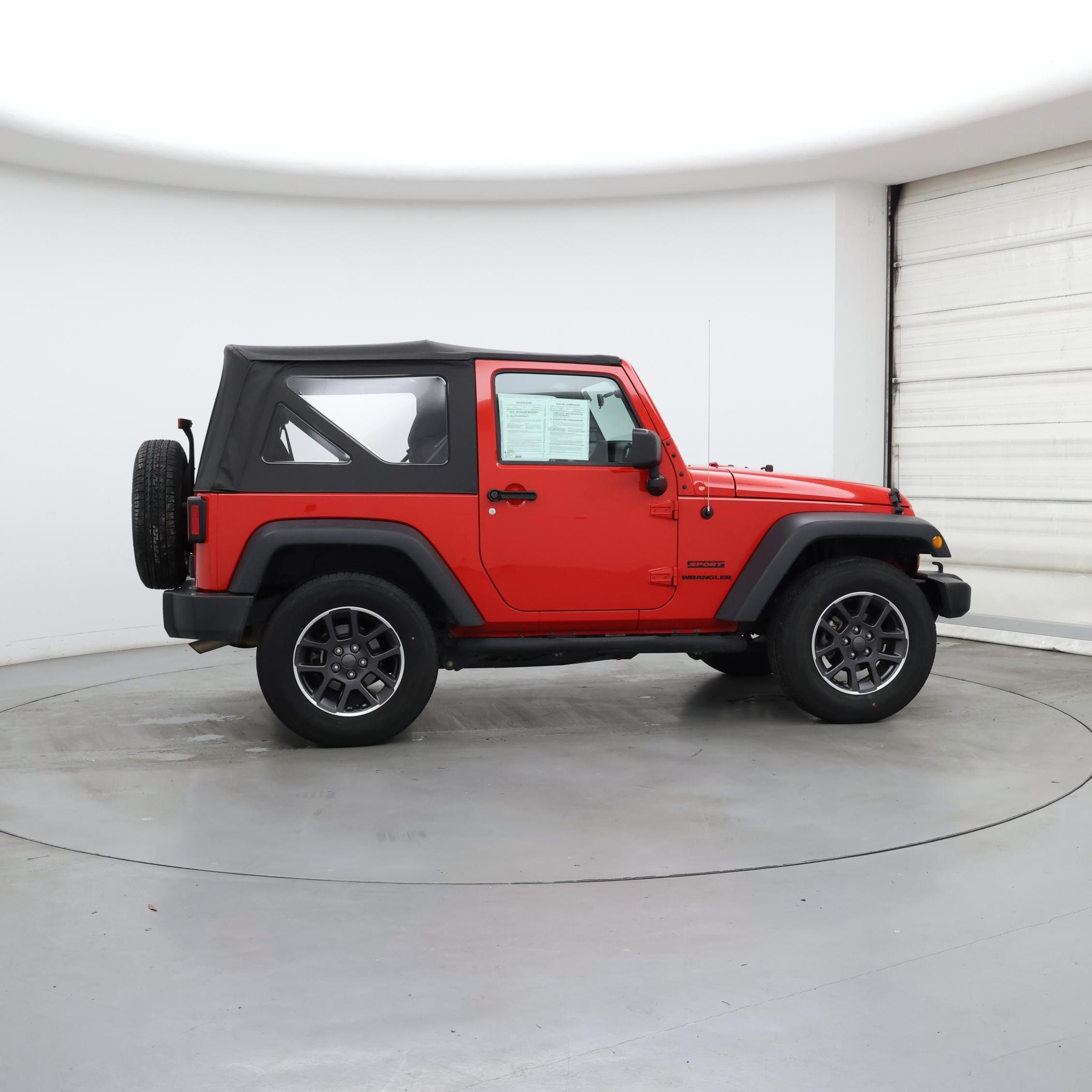 Thumbnail: 2016 Jeep Wrangler - 7
