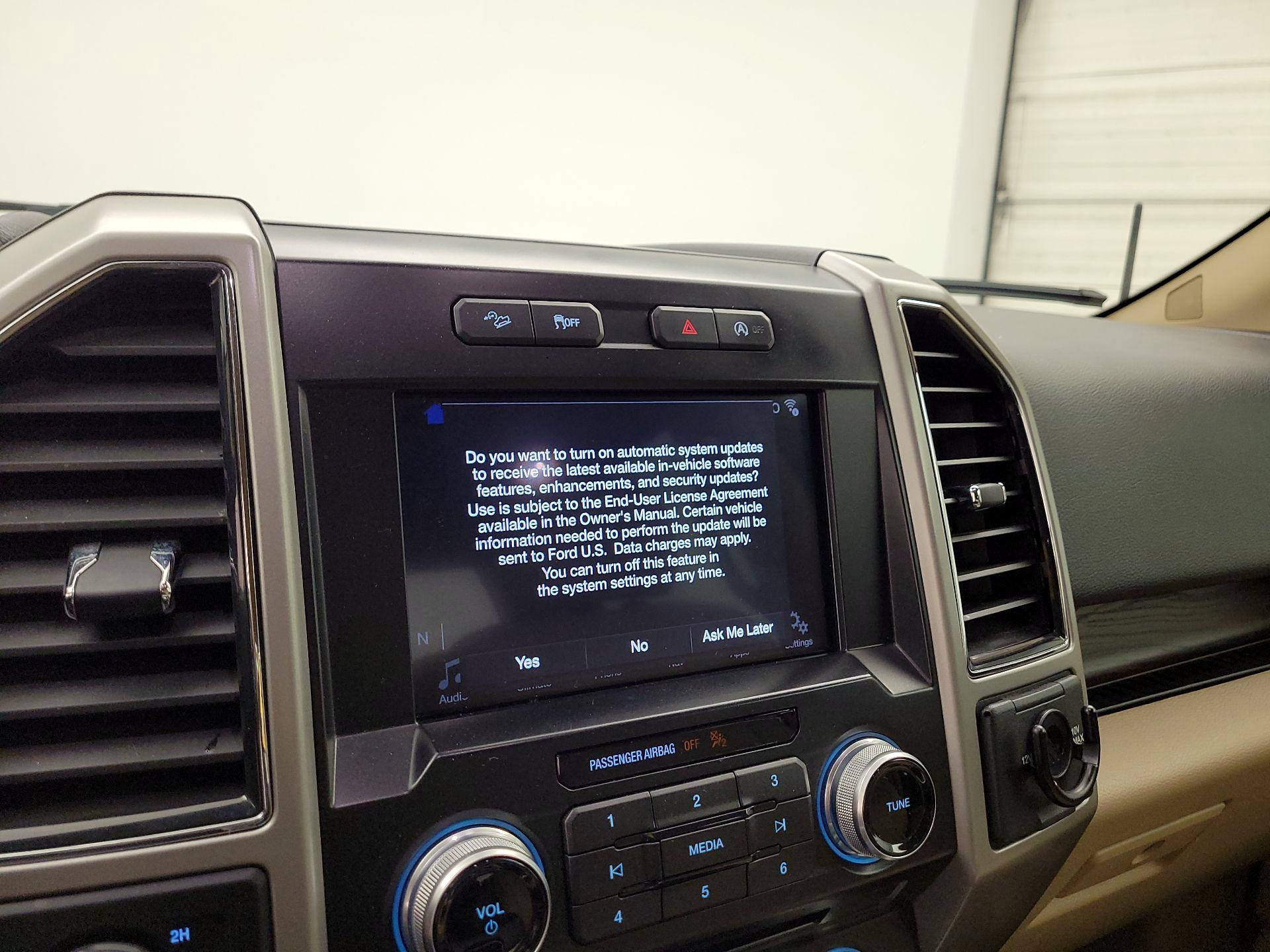 Thumbnail: 2017 Ford F-150 - 13