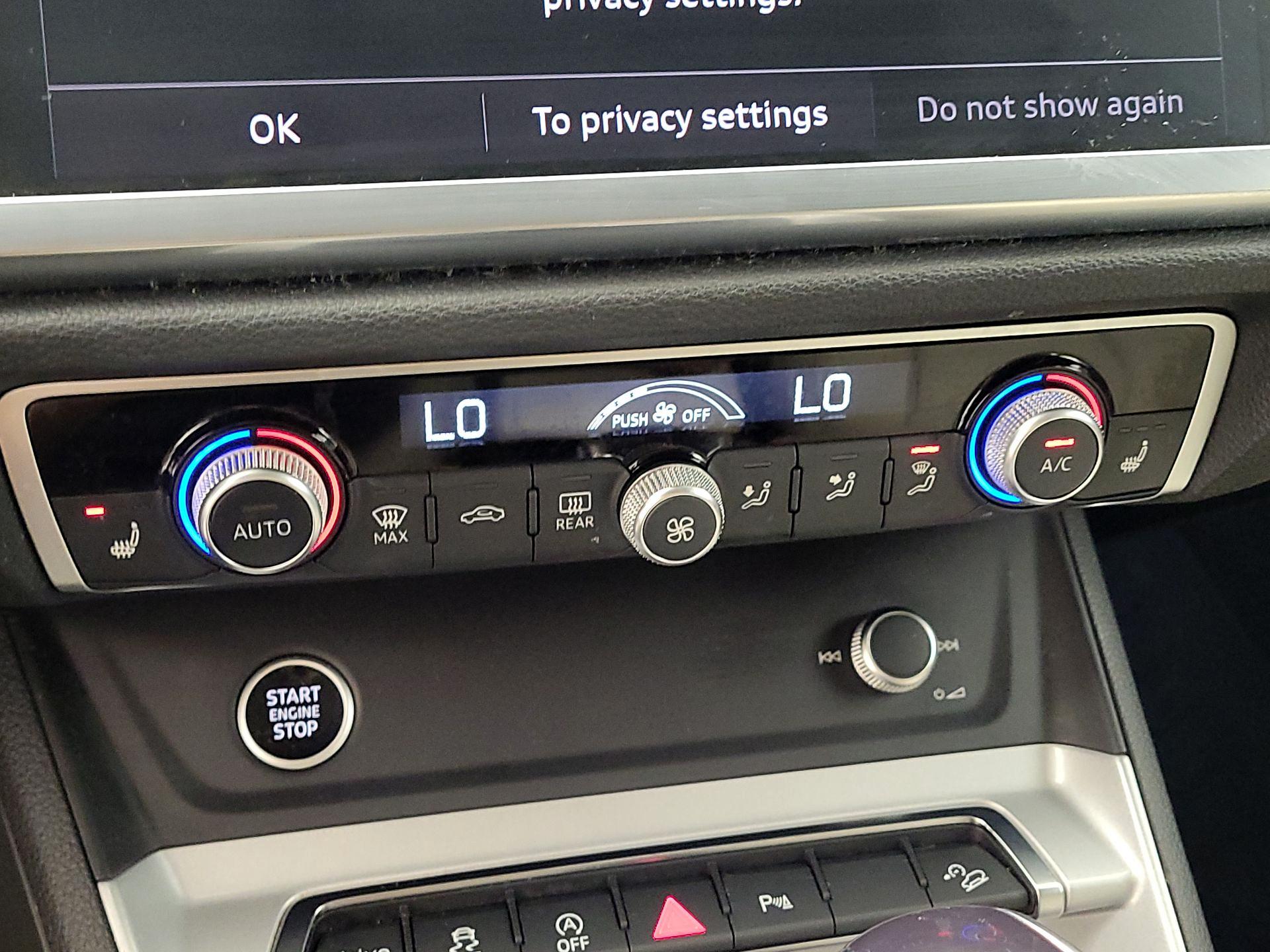 Thumbnail: 2022 Audi Q3 - 16