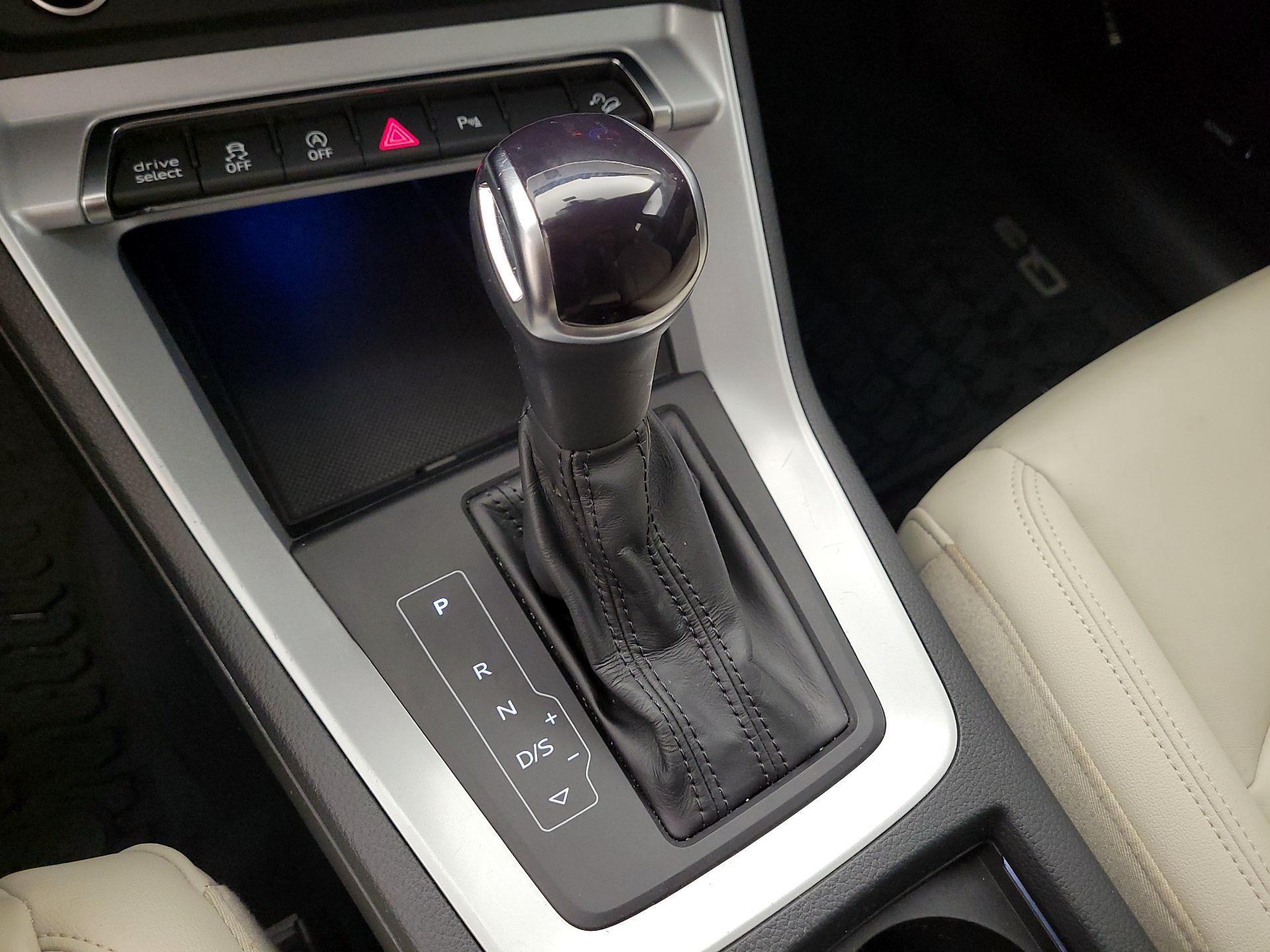 Thumbnail: 2022 Audi Q3 - 17