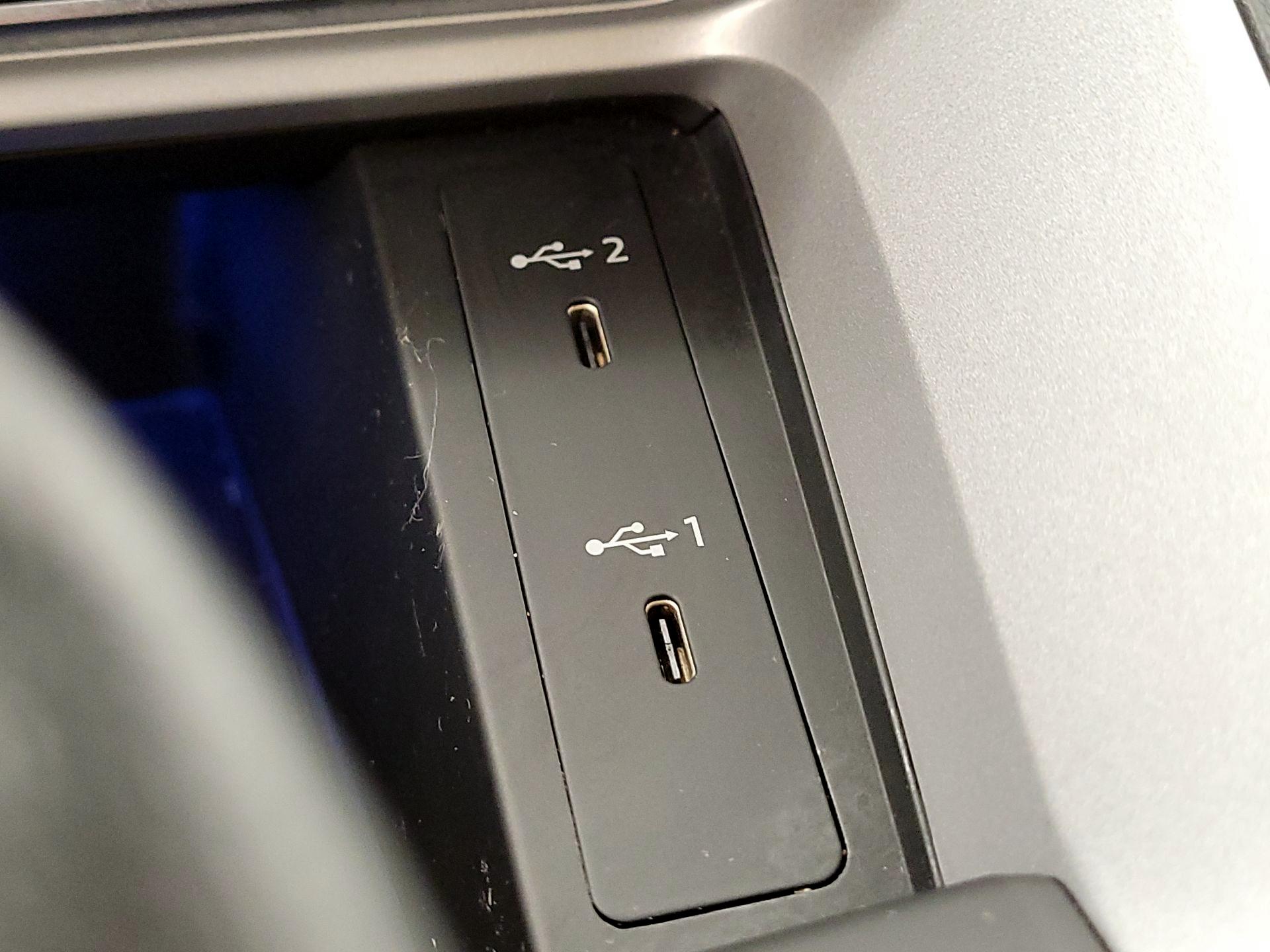 Thumbnail: 2022 Audi Q3 - 18