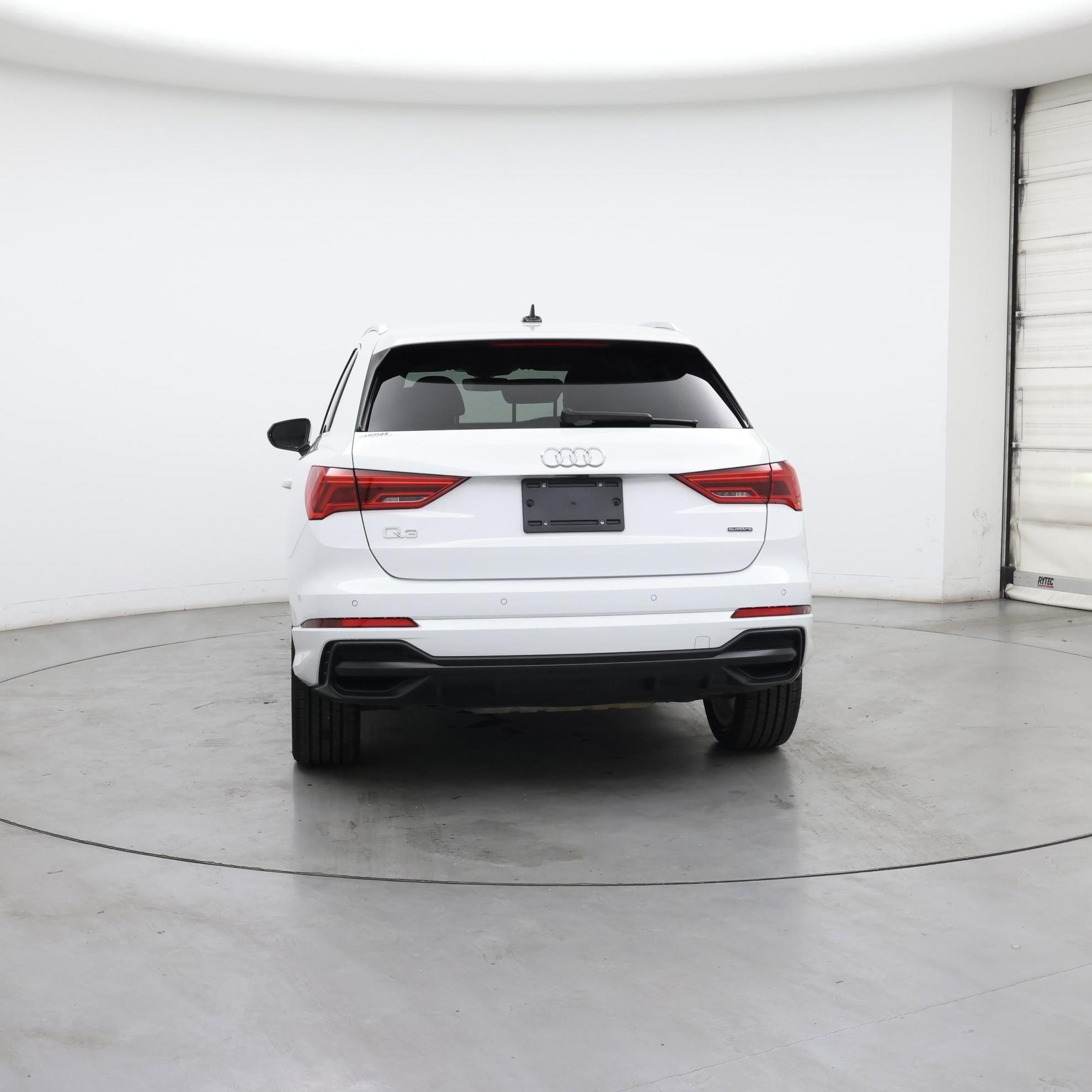 Thumbnail: 2022 Audi Q3 - 6