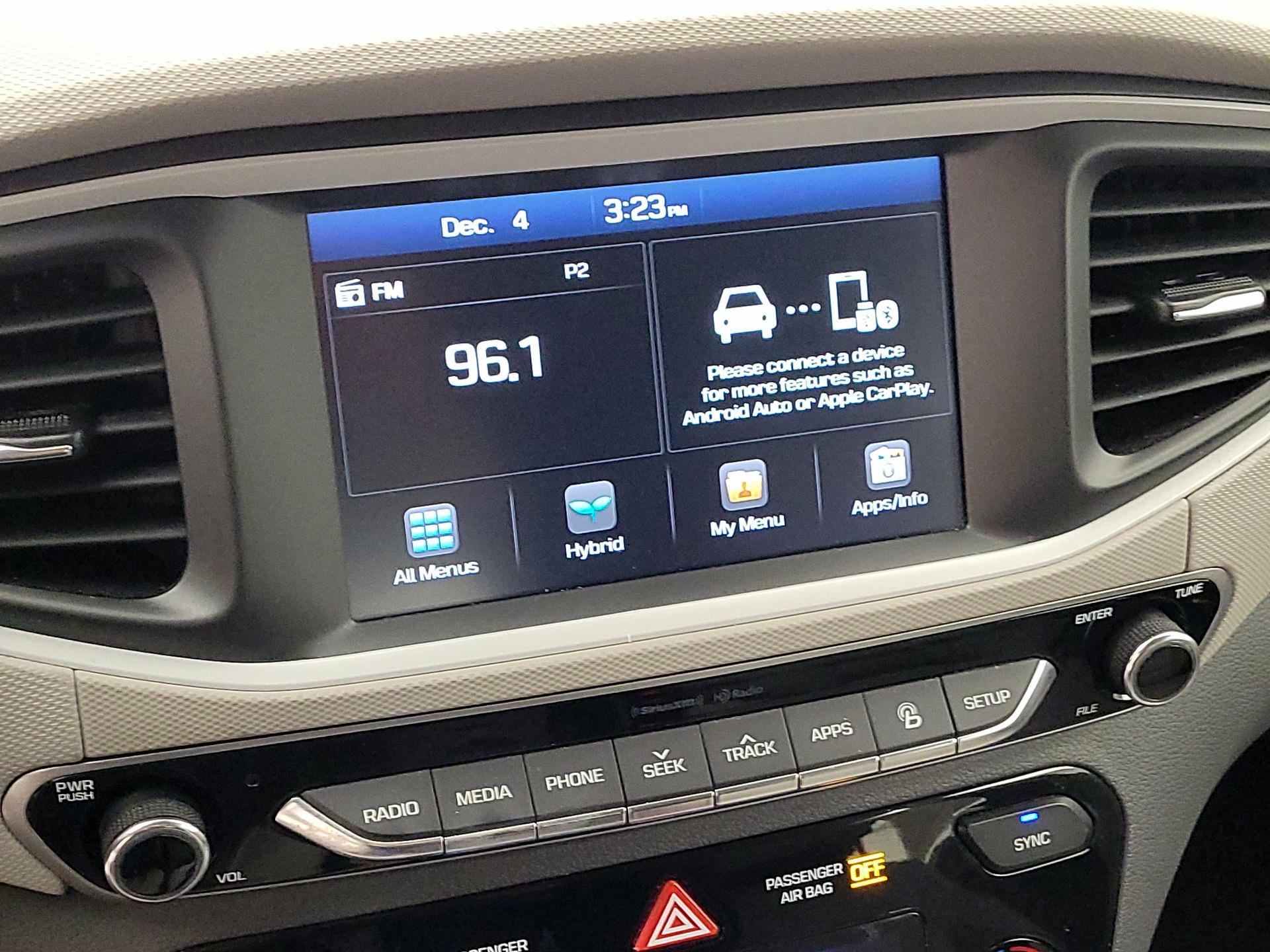 Thumbnail: 2019 Hyundai Ioniq - 15