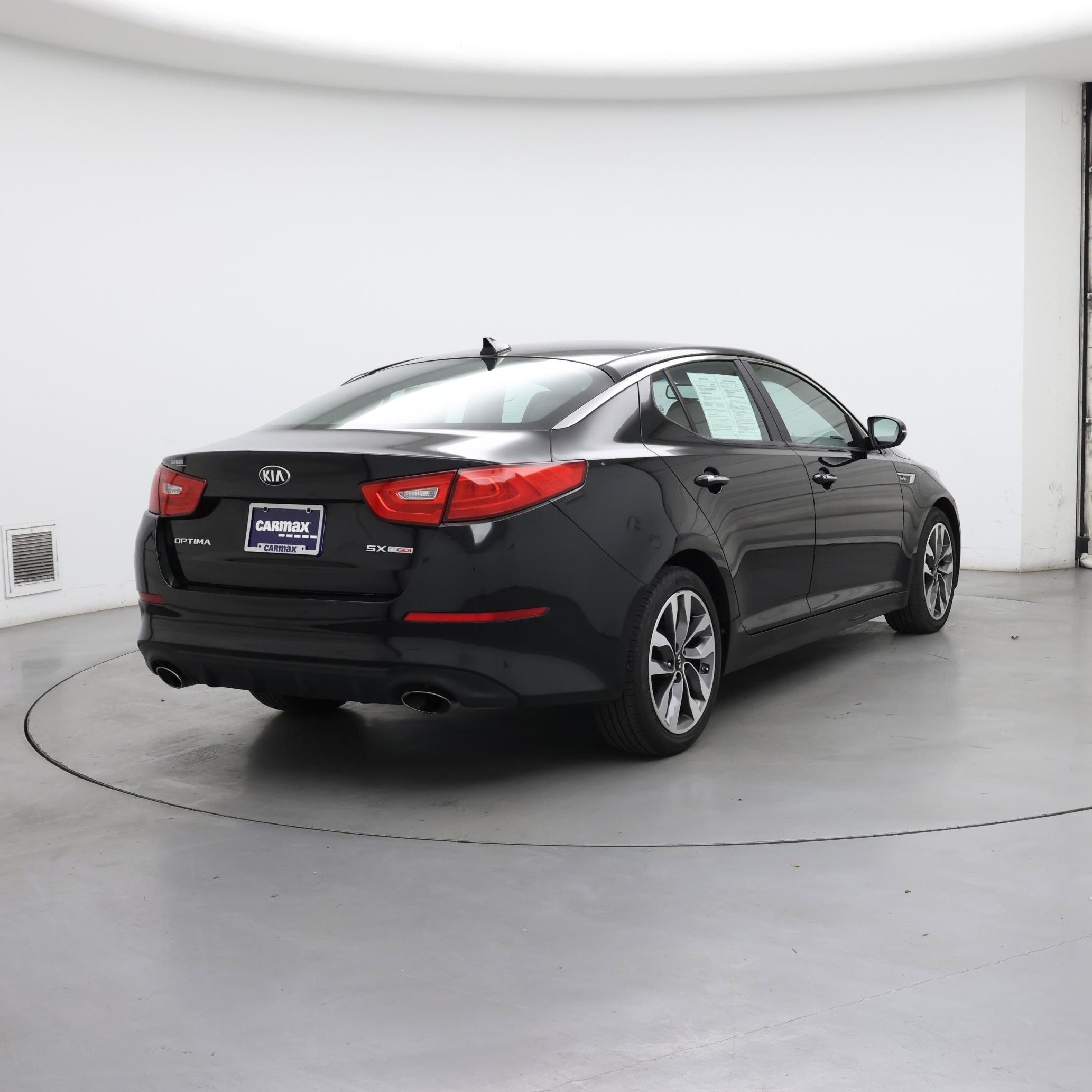 Thumbnail: 2015 Kia Optima - 8