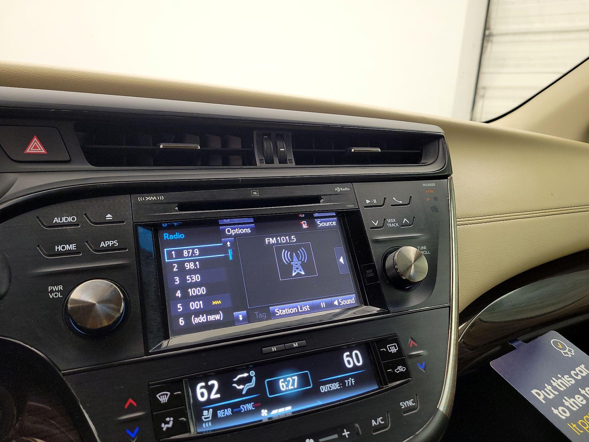 Thumbnail: 2015 Toyota Avalon - 13