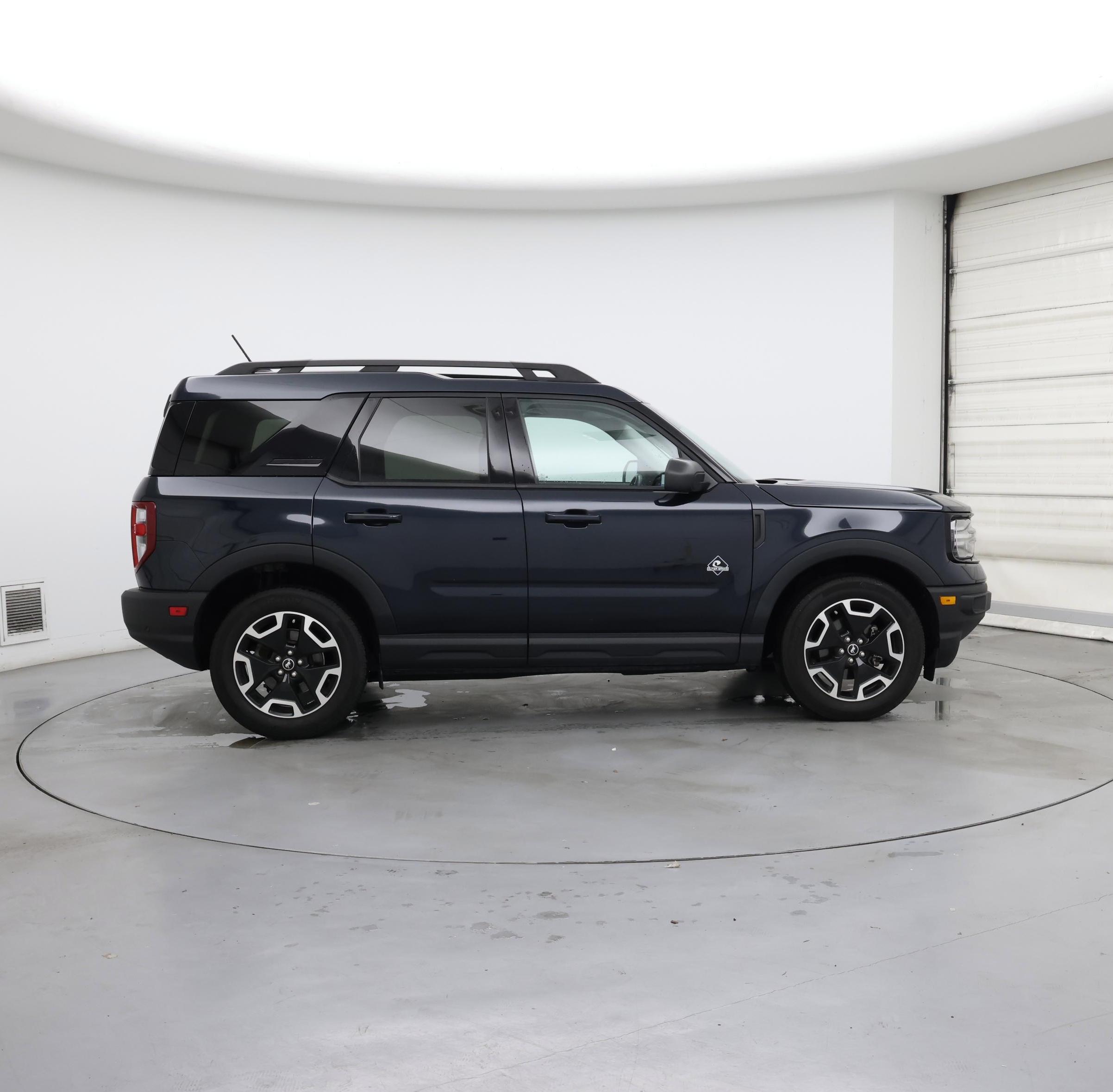 Thumbnail: 2023 Ford Bronco Sport - 7