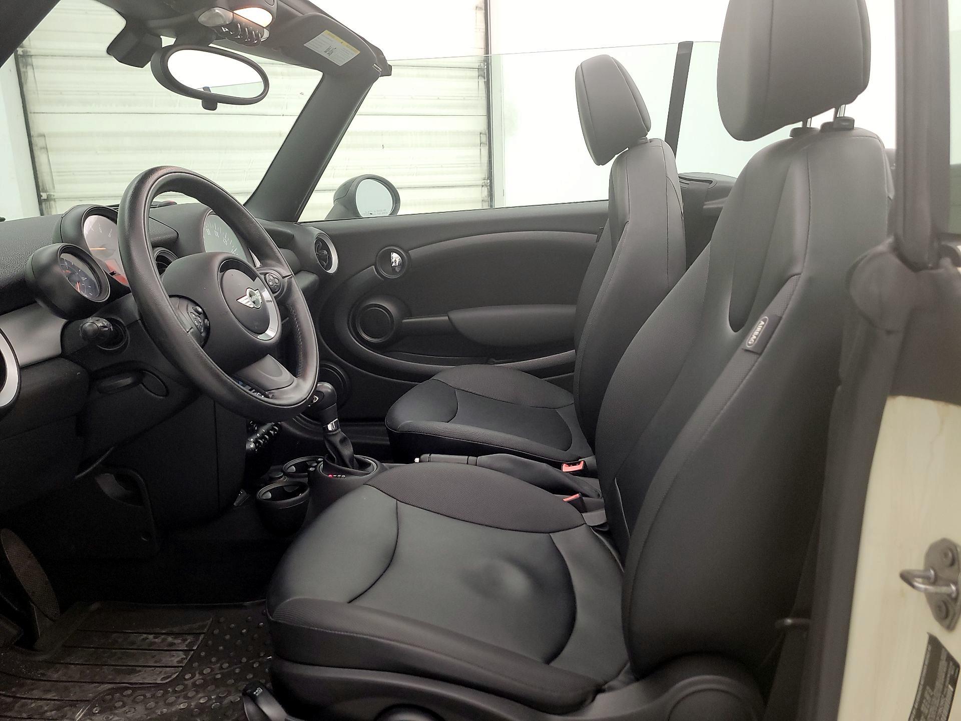 Thumbnail: 2015 MINI Cooper - 11