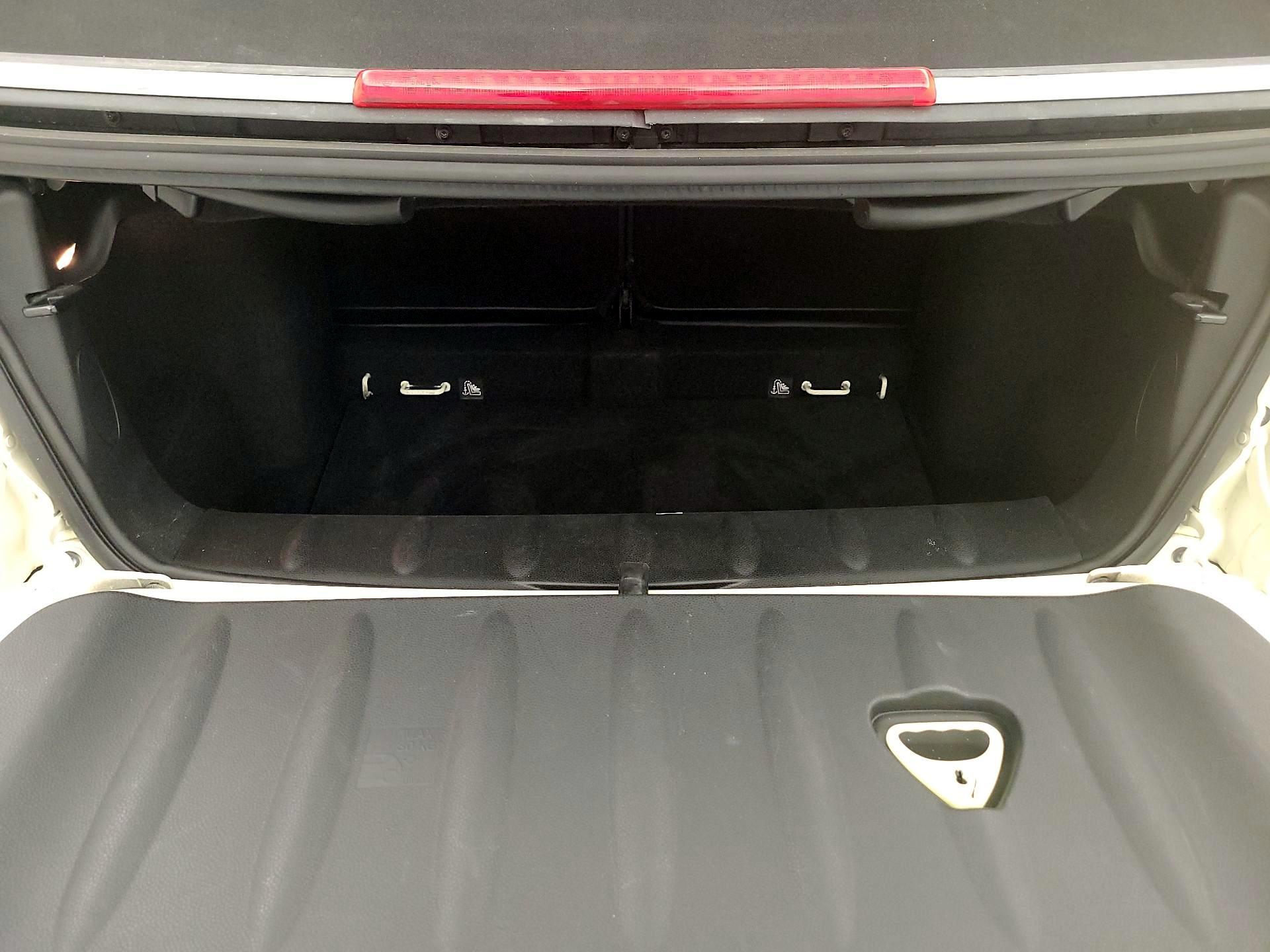 Thumbnail: 2015 MINI Cooper - 19