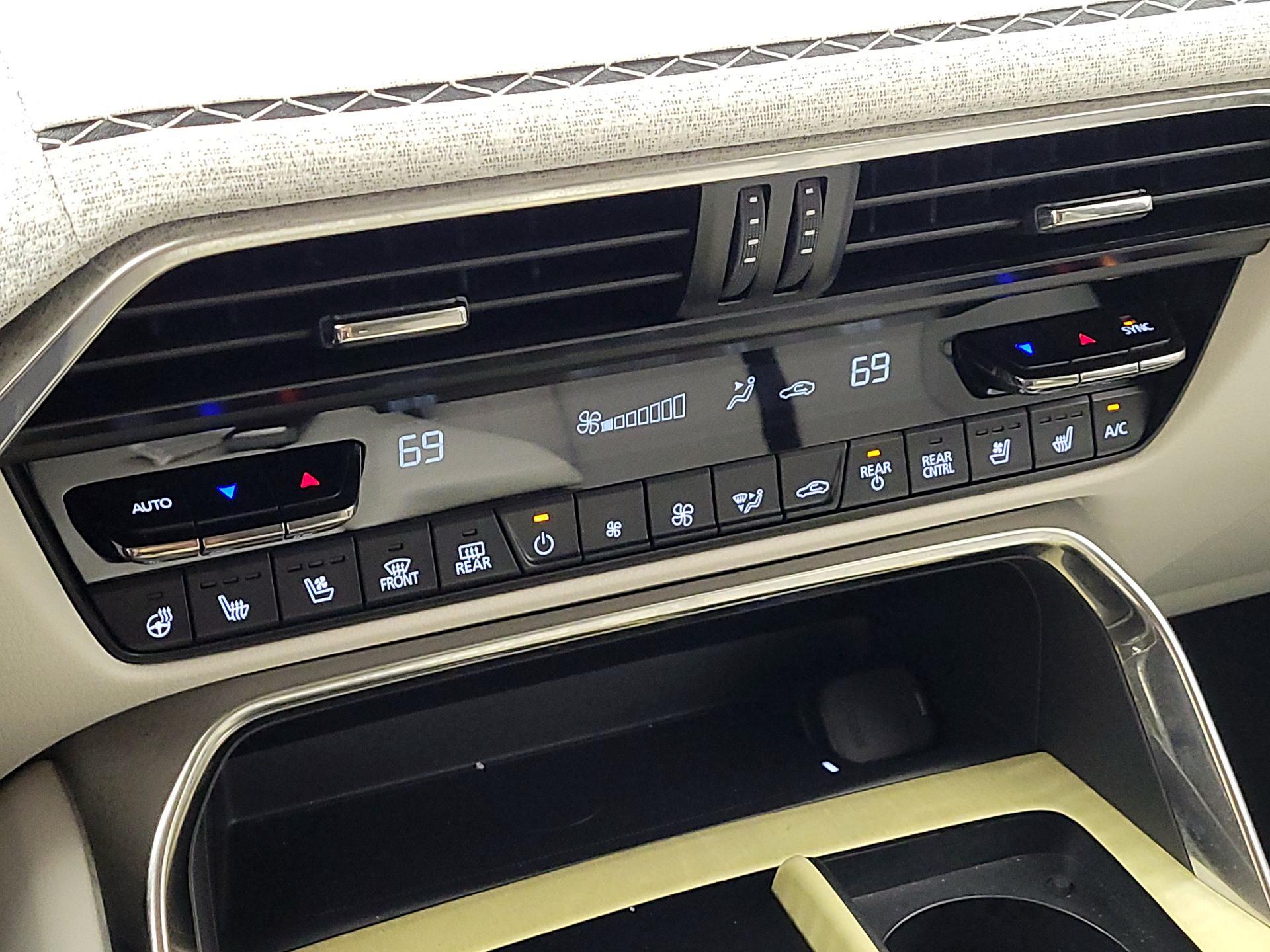 Thumbnail: 2025 Mazda CX-90 - 16