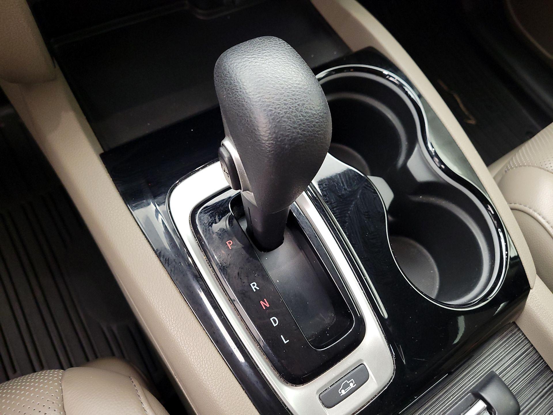 Thumbnail: 2019 Honda Ridgeline - 17