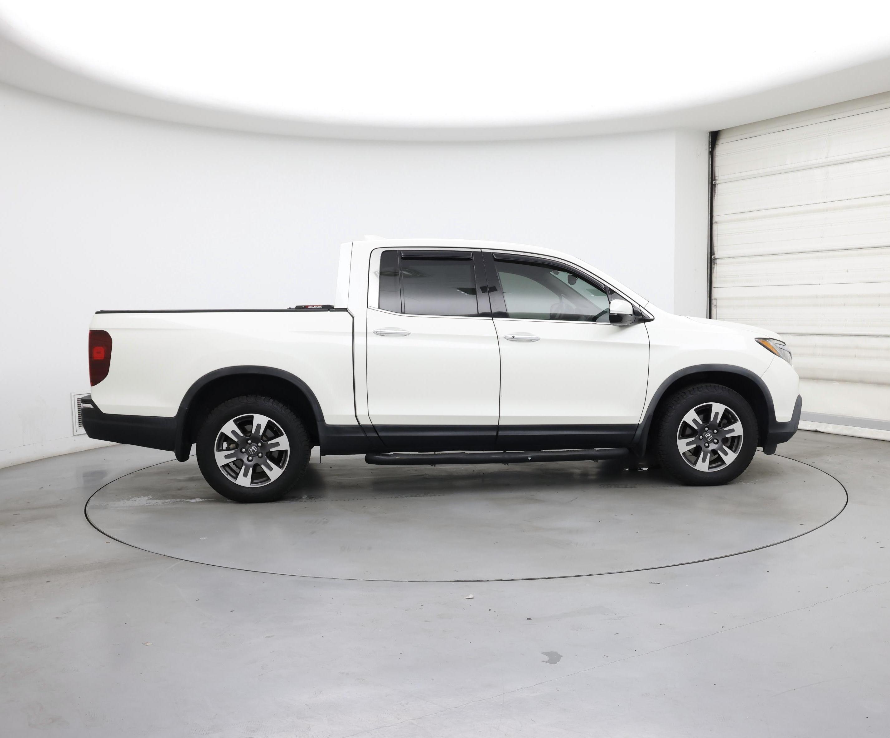 Thumbnail: 2019 Honda Ridgeline - 7