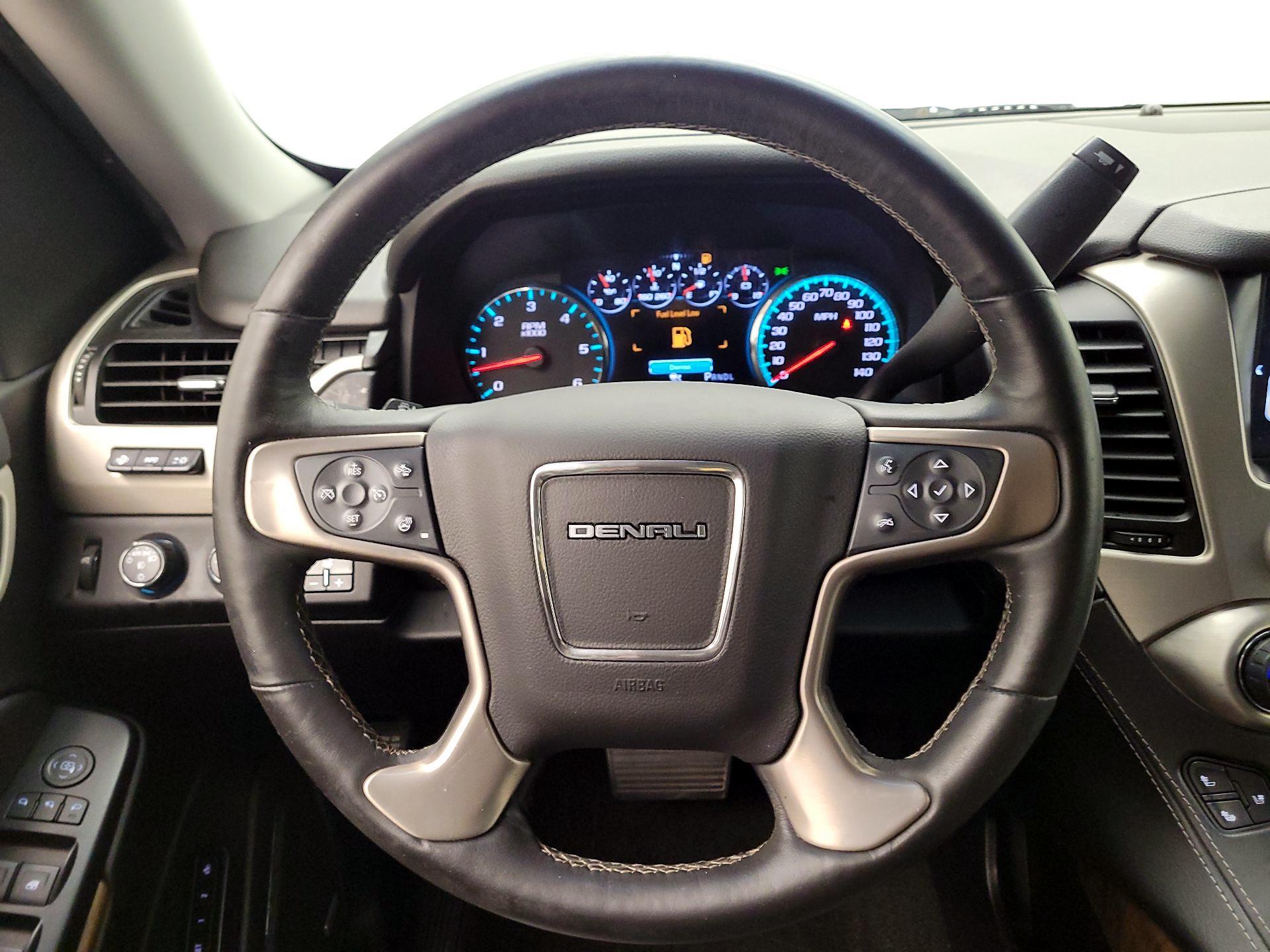 Thumbnail: 2018 GMC Yukon XL - 10