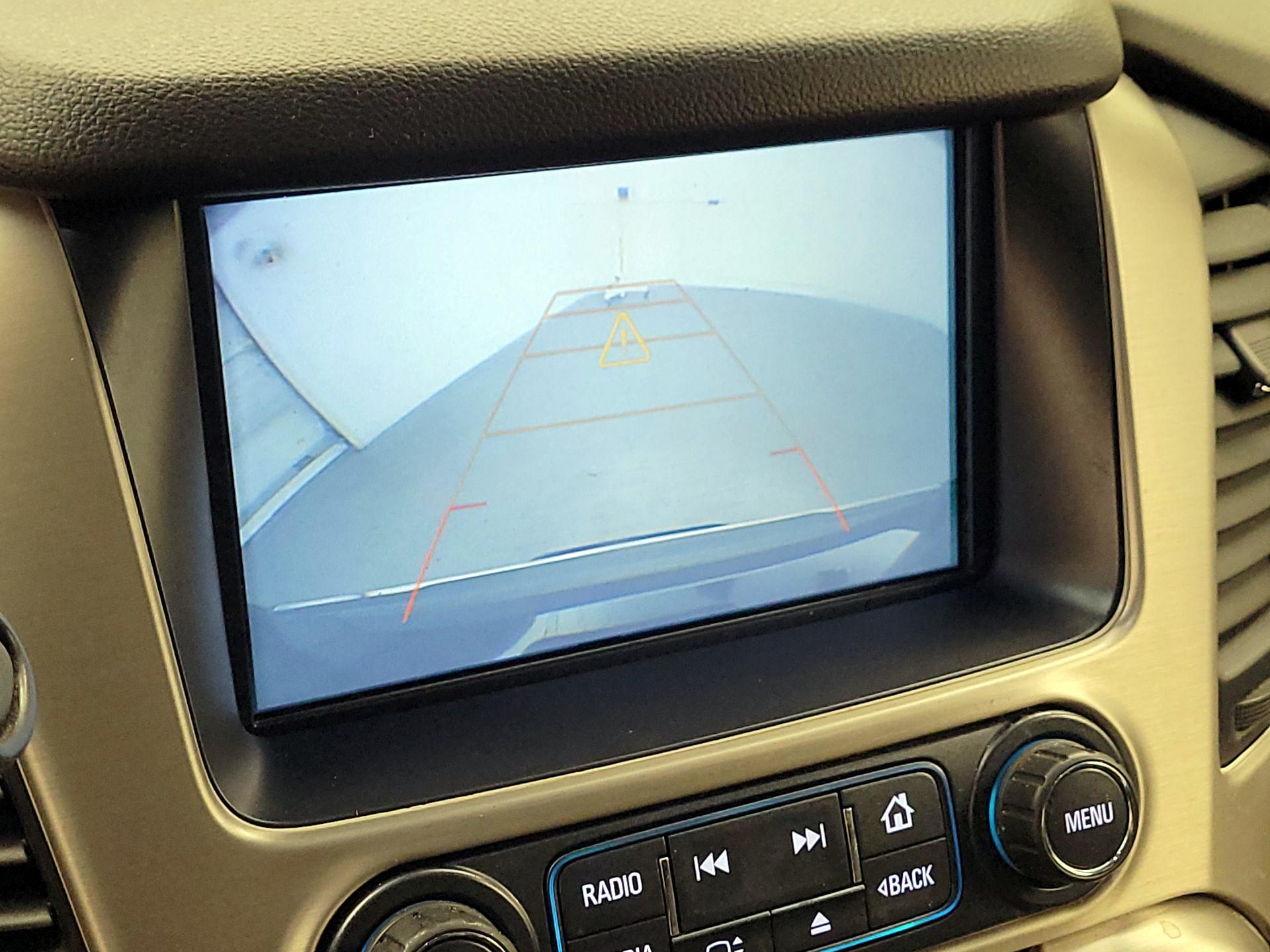 Thumbnail: 2018 GMC Yukon XL - 14