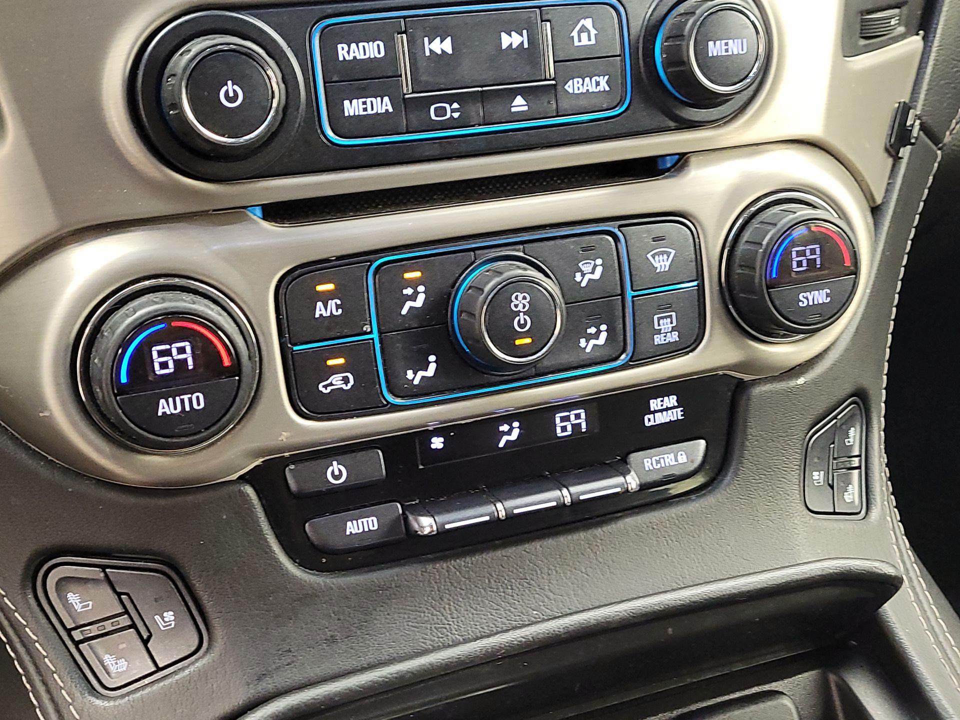 Thumbnail: 2018 GMC Yukon XL - 16