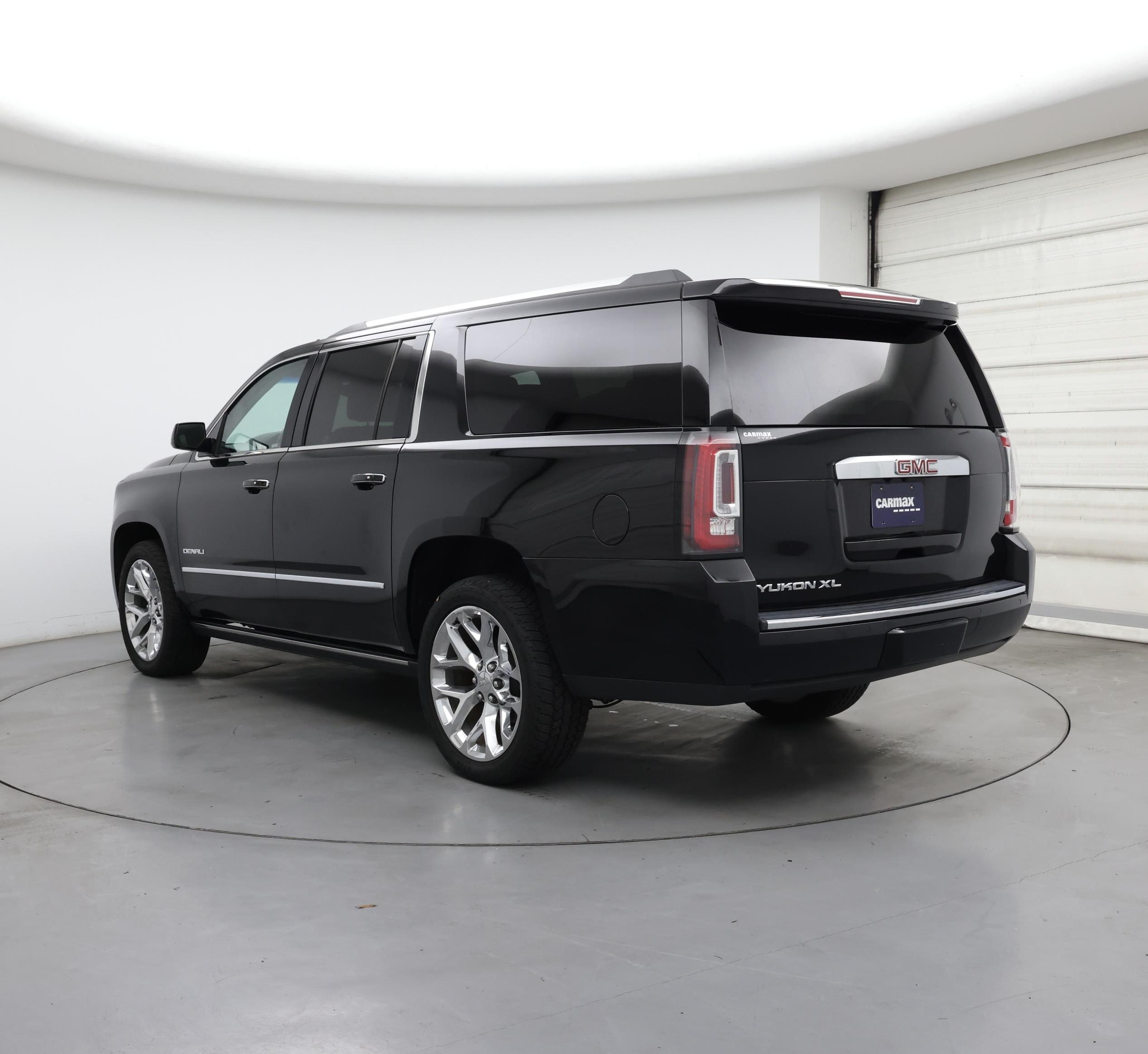 Thumbnail: 2018 GMC Yukon XL - 2