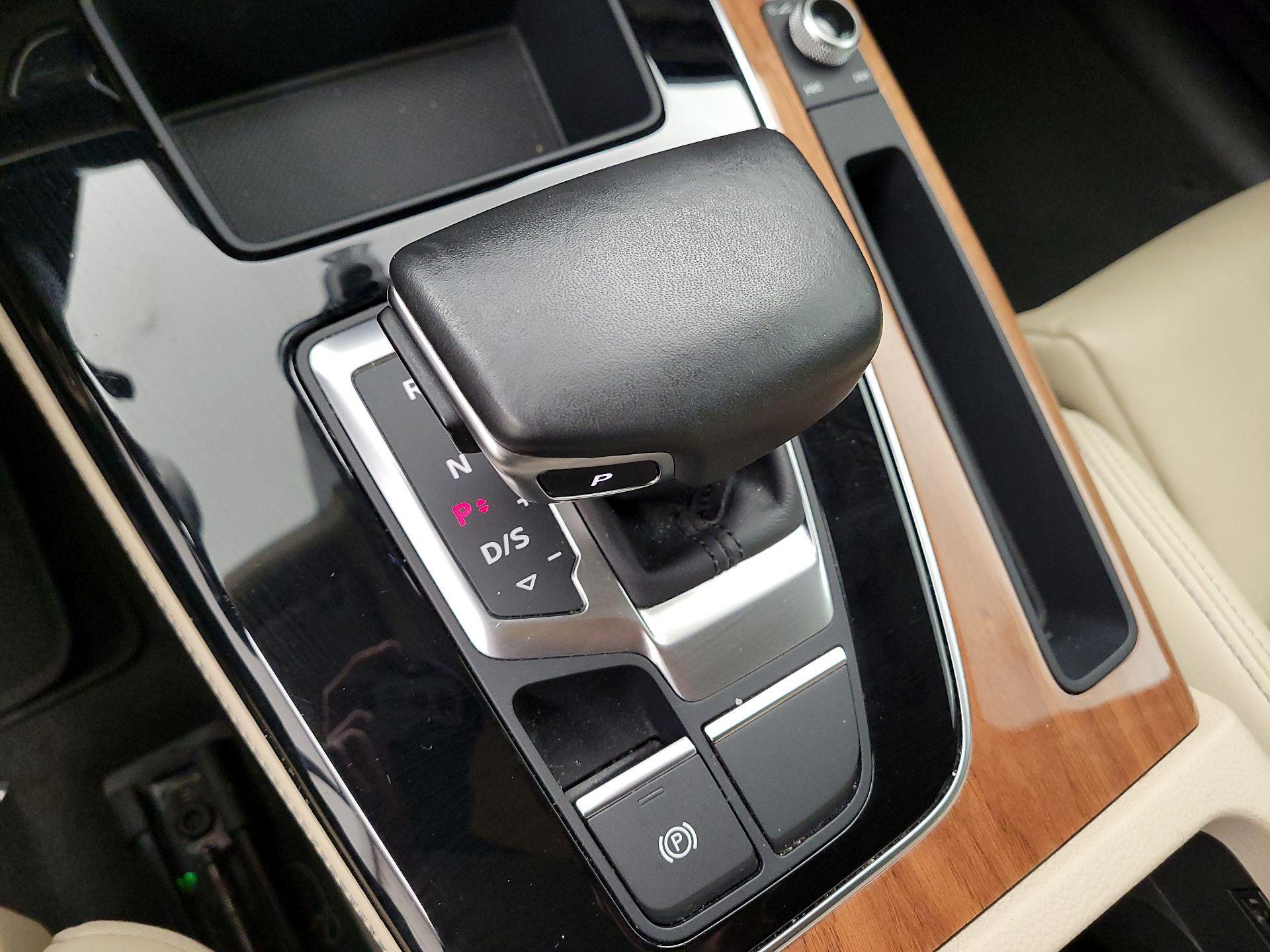 Thumbnail: 2021 Audi Q5 - 17