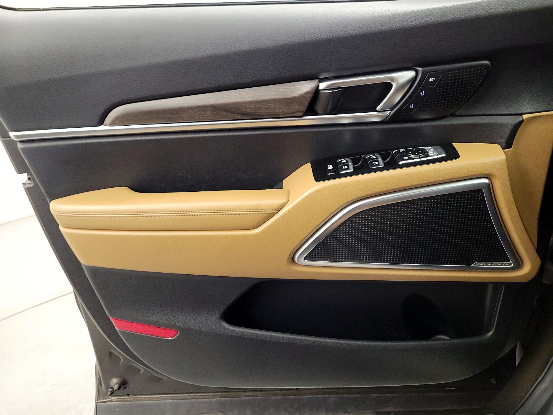 Thumbnail: 2020 Kia Telluride - 12