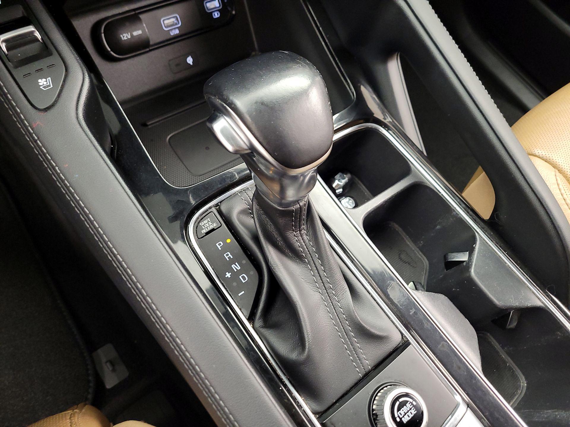 Thumbnail: 2020 Kia Telluride - 17