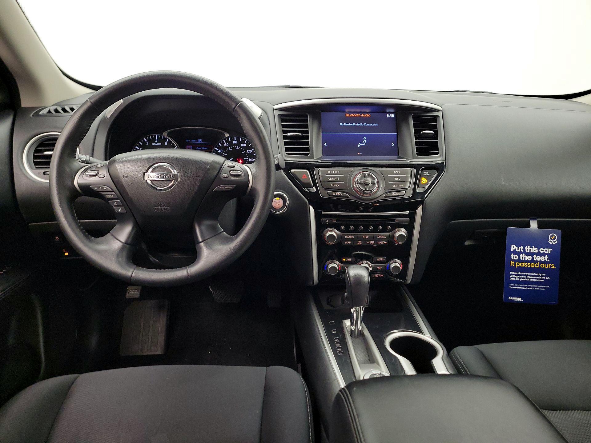 Thumbnail: 2019 Nissan Pathfinder - 9