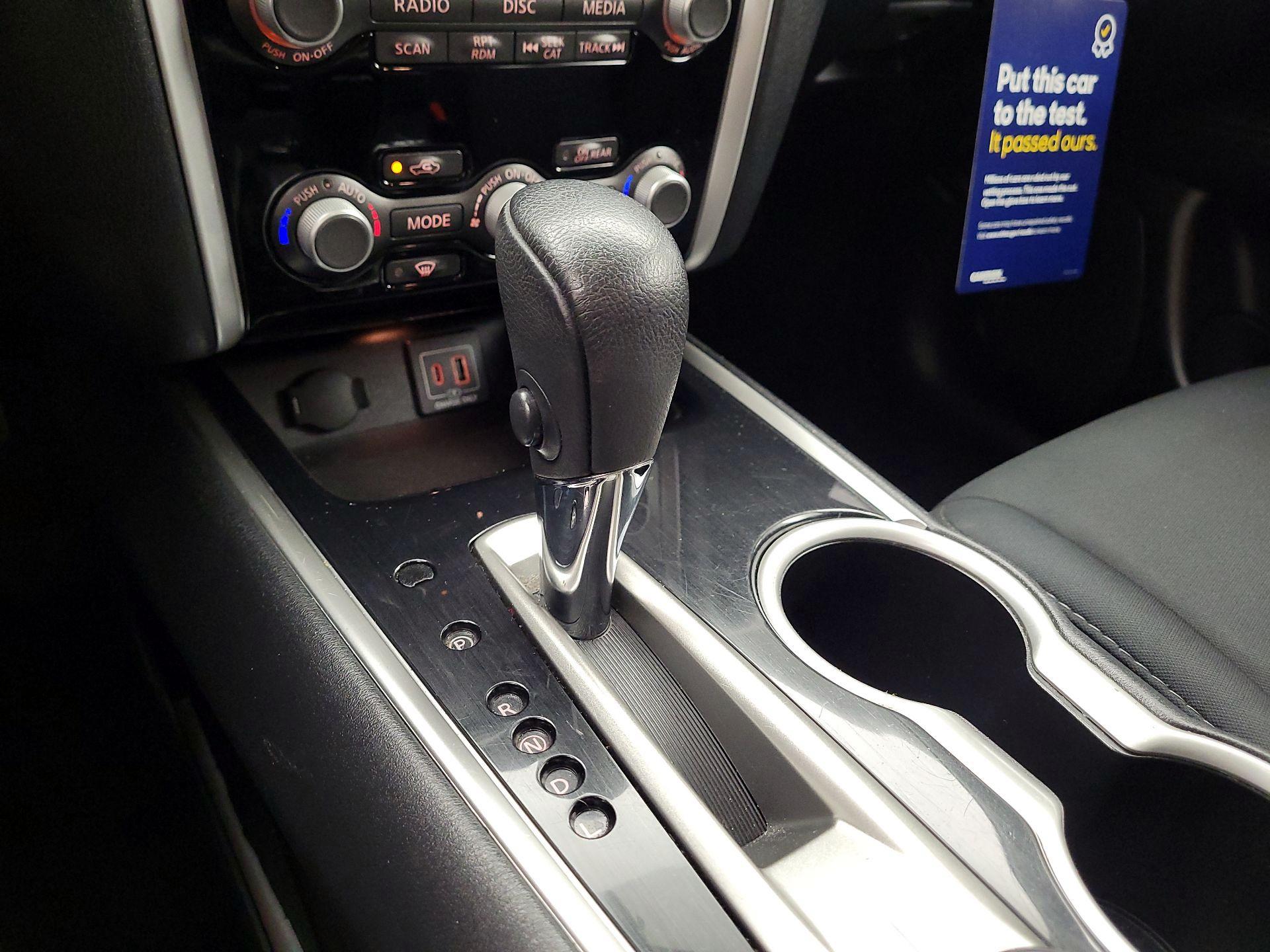 Thumbnail: 2019 Nissan Pathfinder - 15