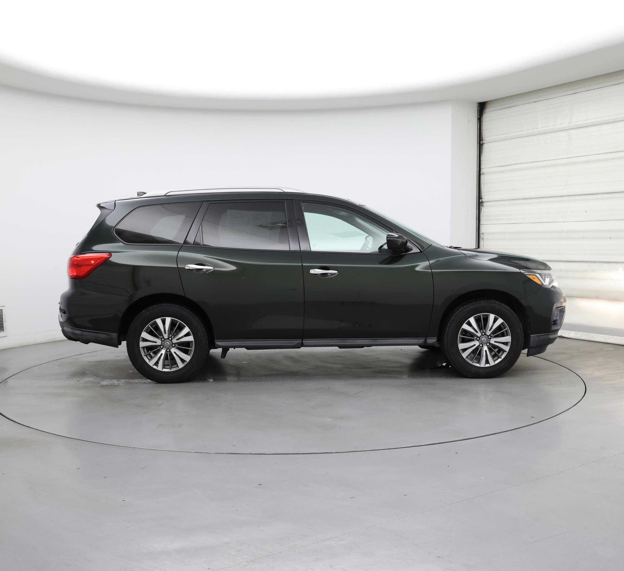 Thumbnail: 2019 Nissan Pathfinder - 7