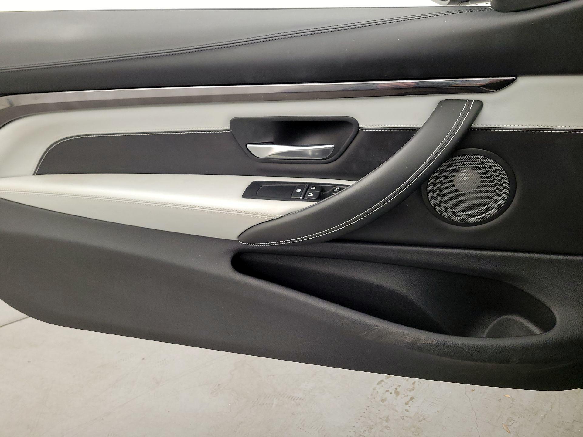 Thumbnail: 2019 BMW M4 - 12