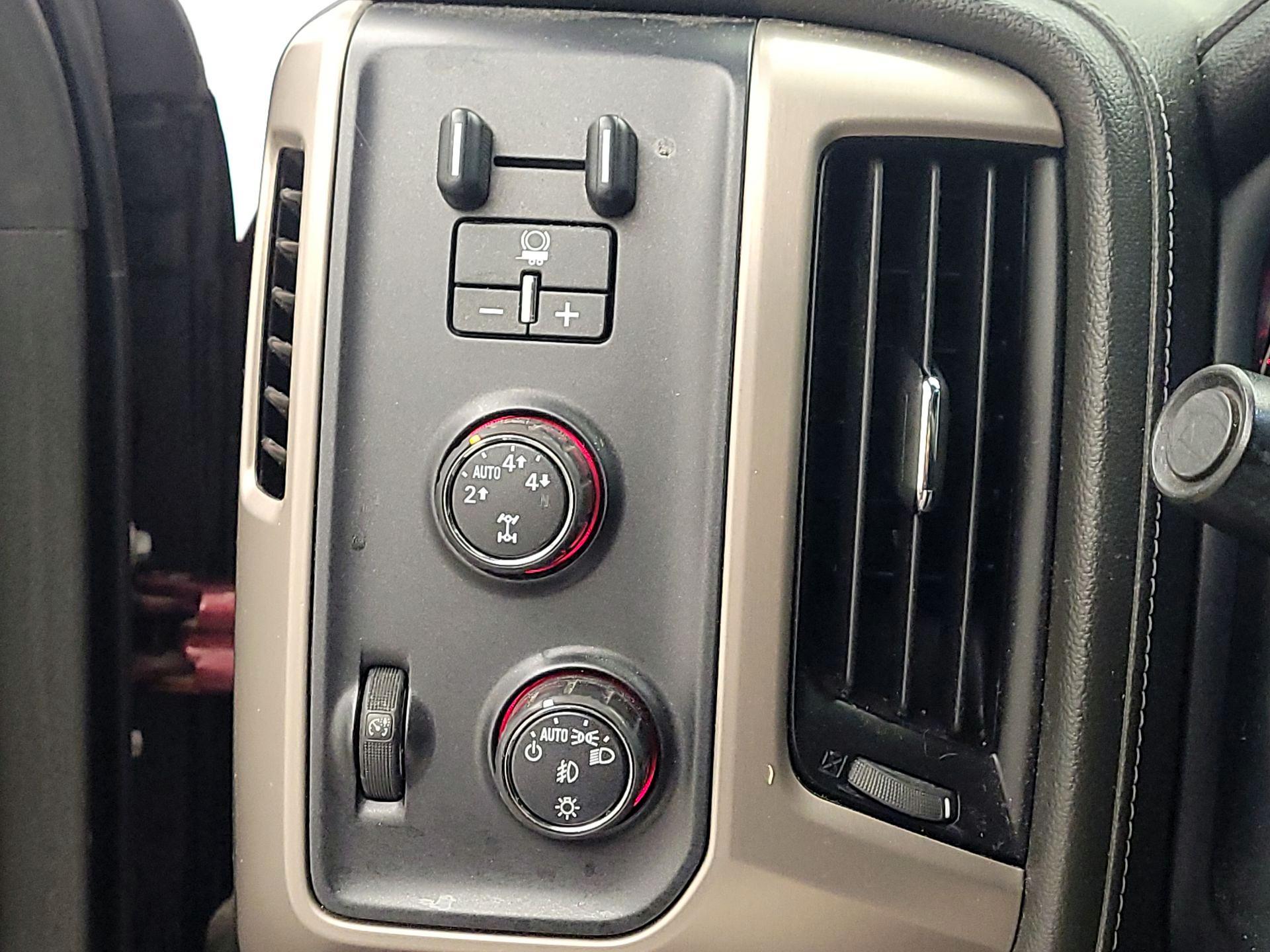 Thumbnail: 2016 GMC Sierra 1500 - 13