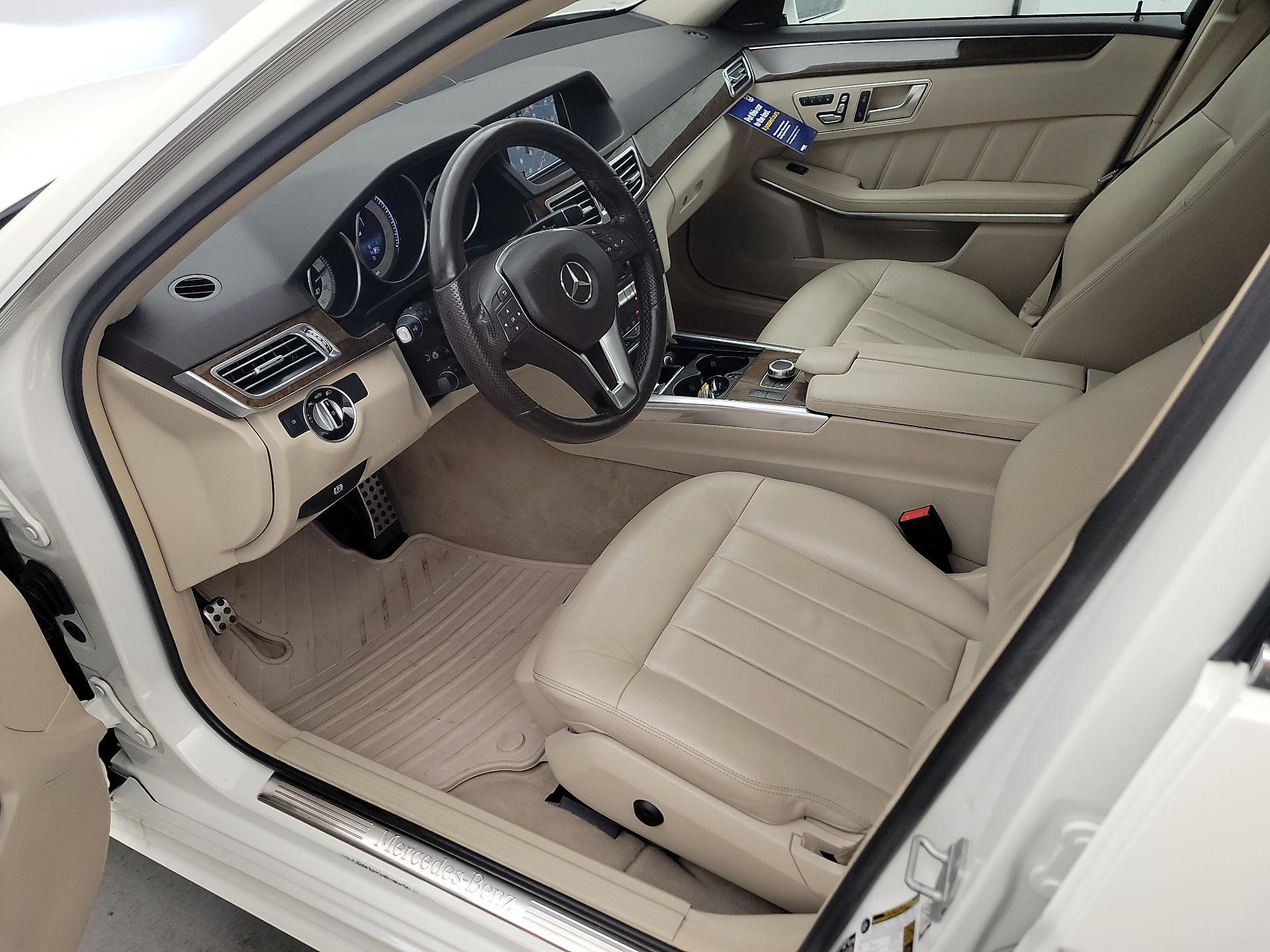 Thumbnail: 2016 Mercedes-Benz E-Class - 11