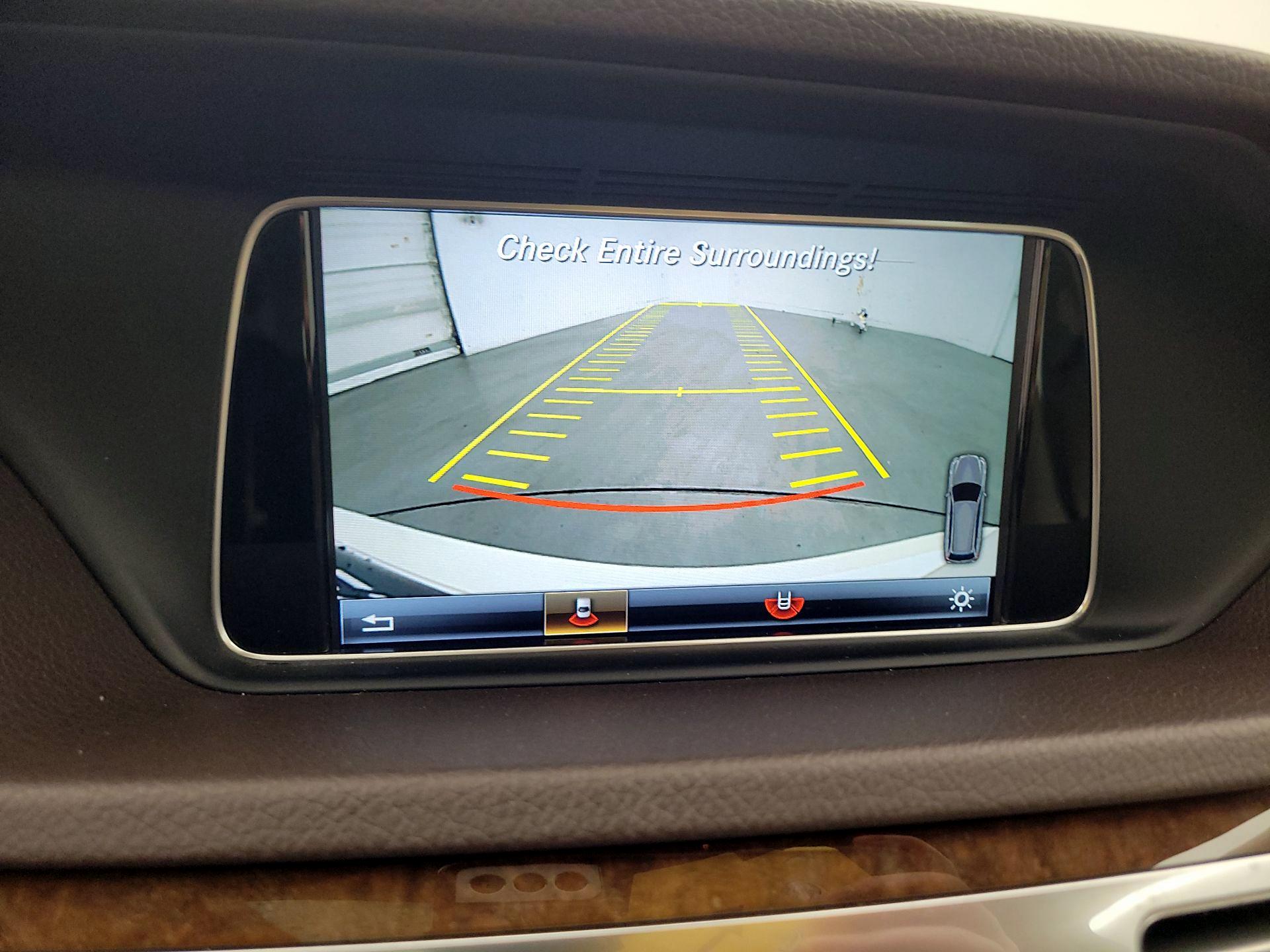 Thumbnail: 2016 Mercedes-Benz E-Class - 15