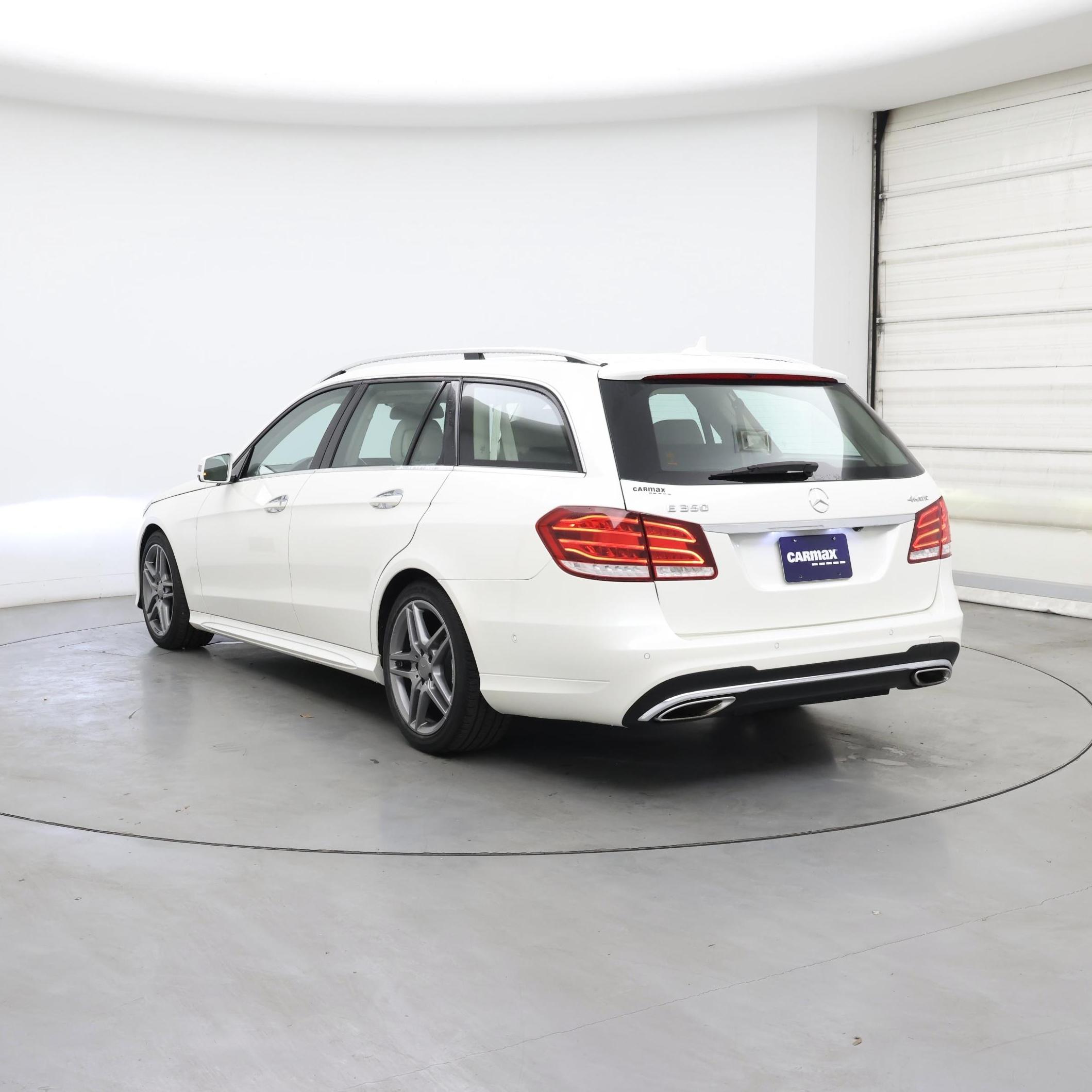 Thumbnail: 2016 Mercedes-Benz E-Class - 2