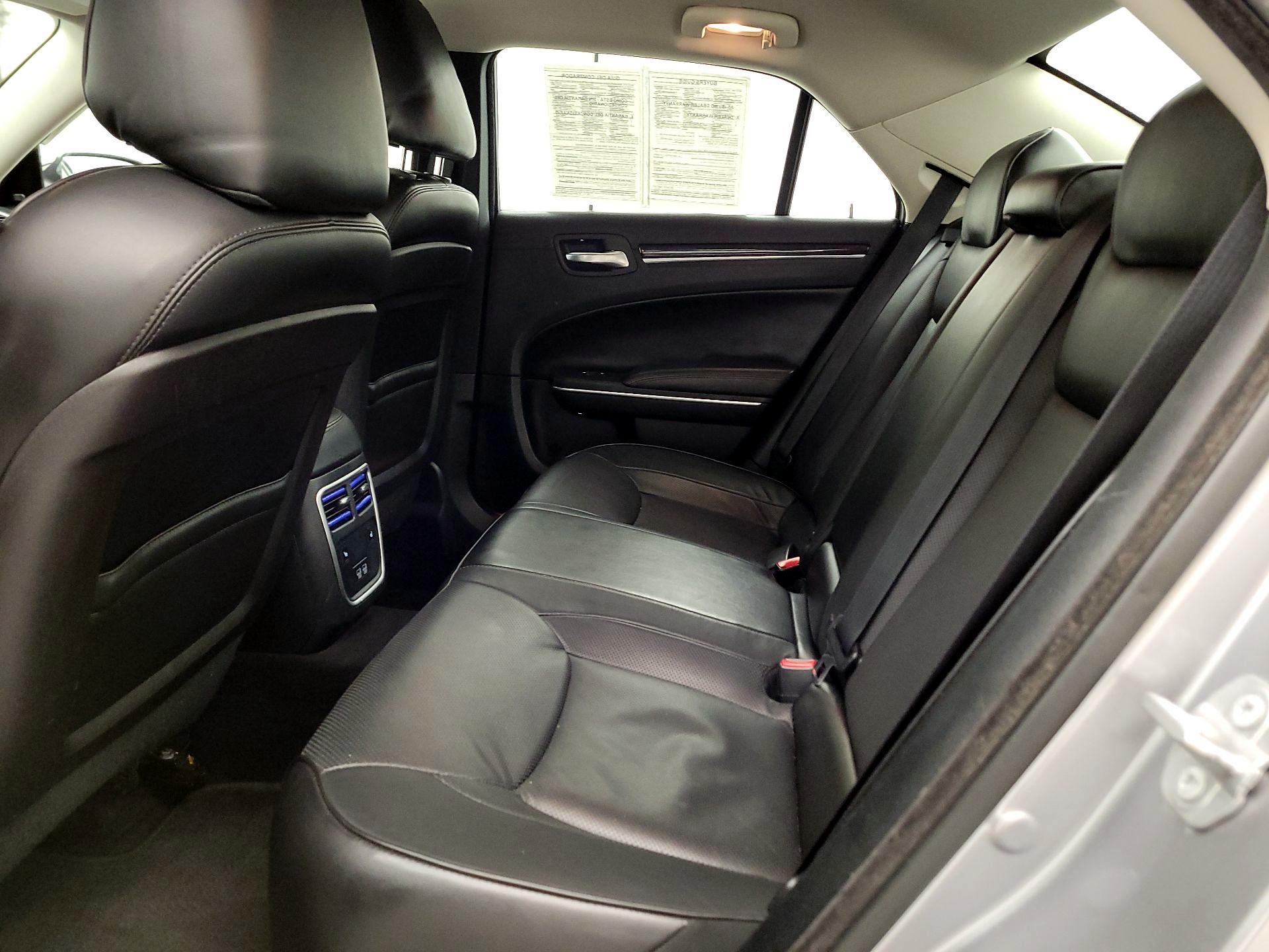 Thumbnail: 2018 Chrysler 300 - 19