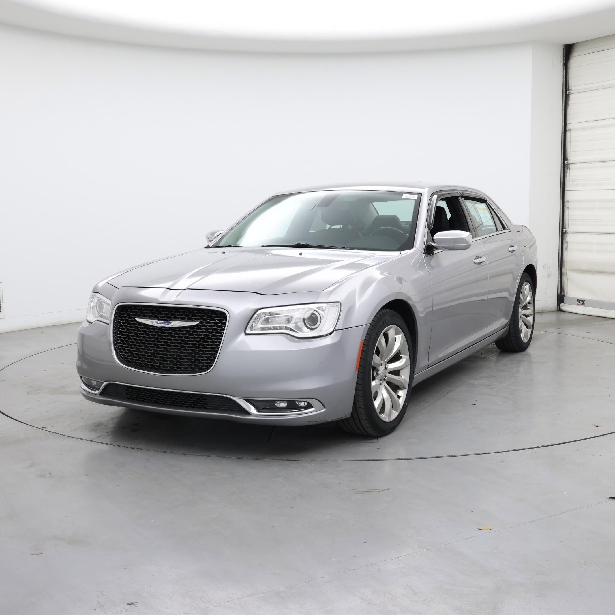 Thumbnail: 2018 Chrysler 300 - 4